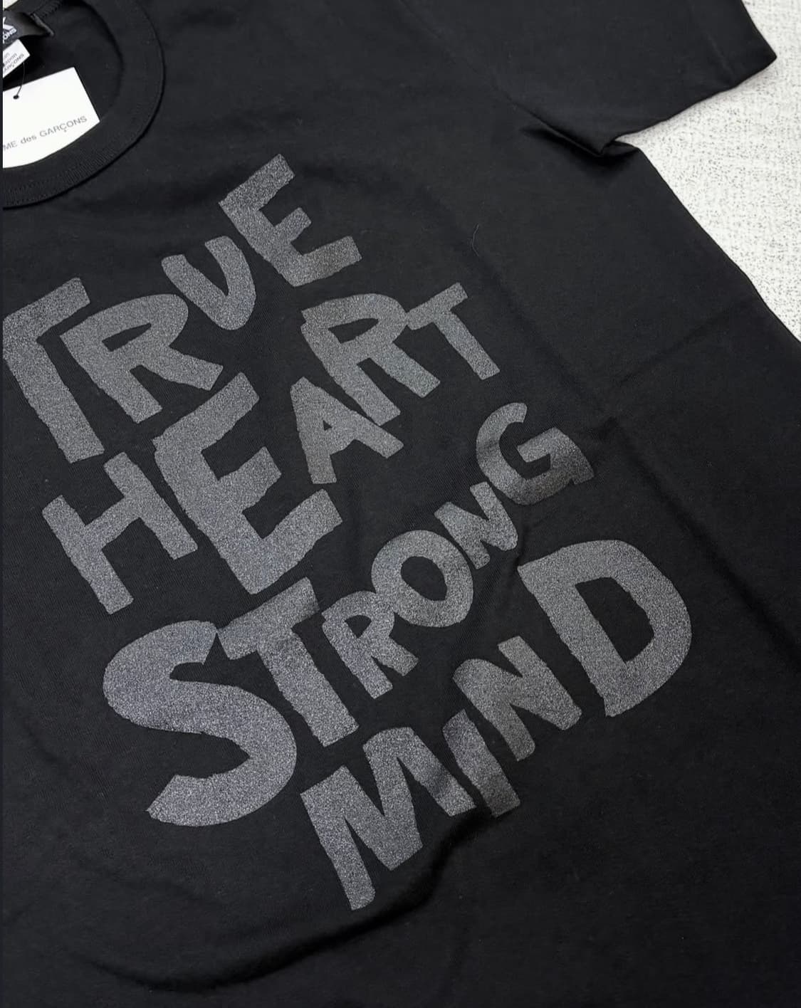 꼼데가르송 블랙 티셔츠 상품이미지1