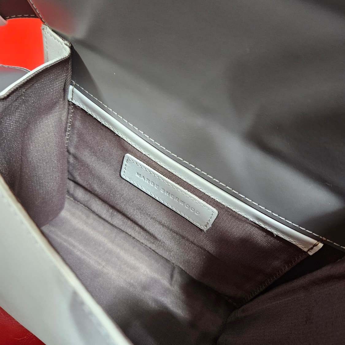 (거의새상품) 마지셔우드 화이트 투웨이 바바백  상품이미지9