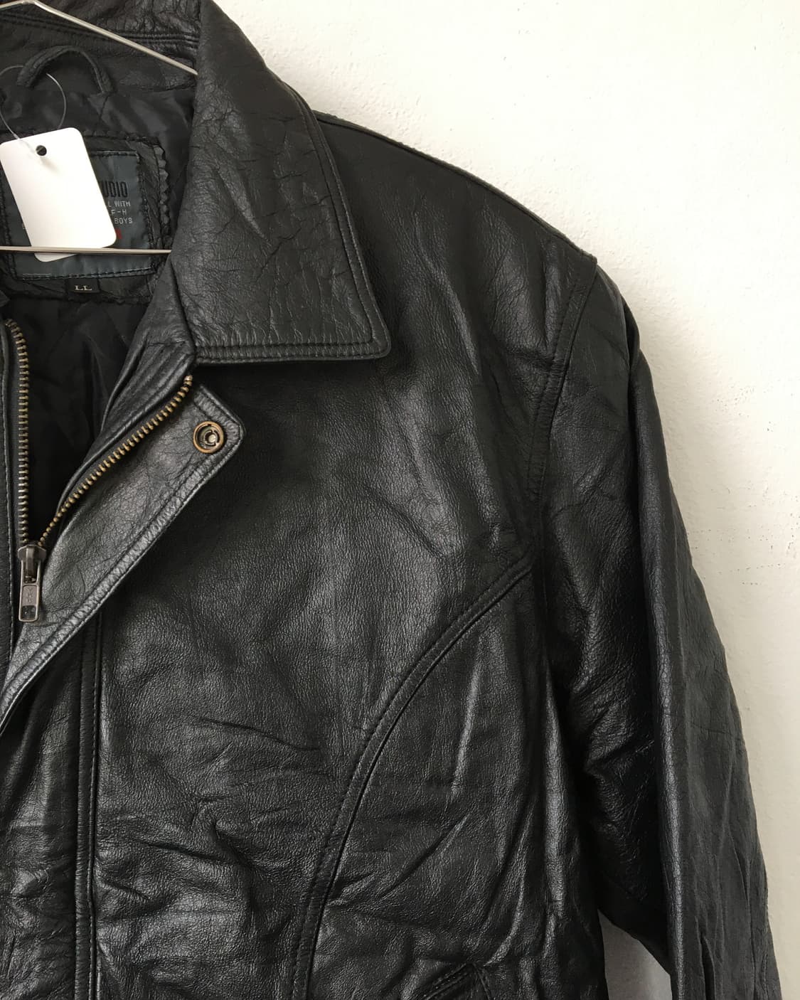 cow Leather bomber jacket 상품이미지4