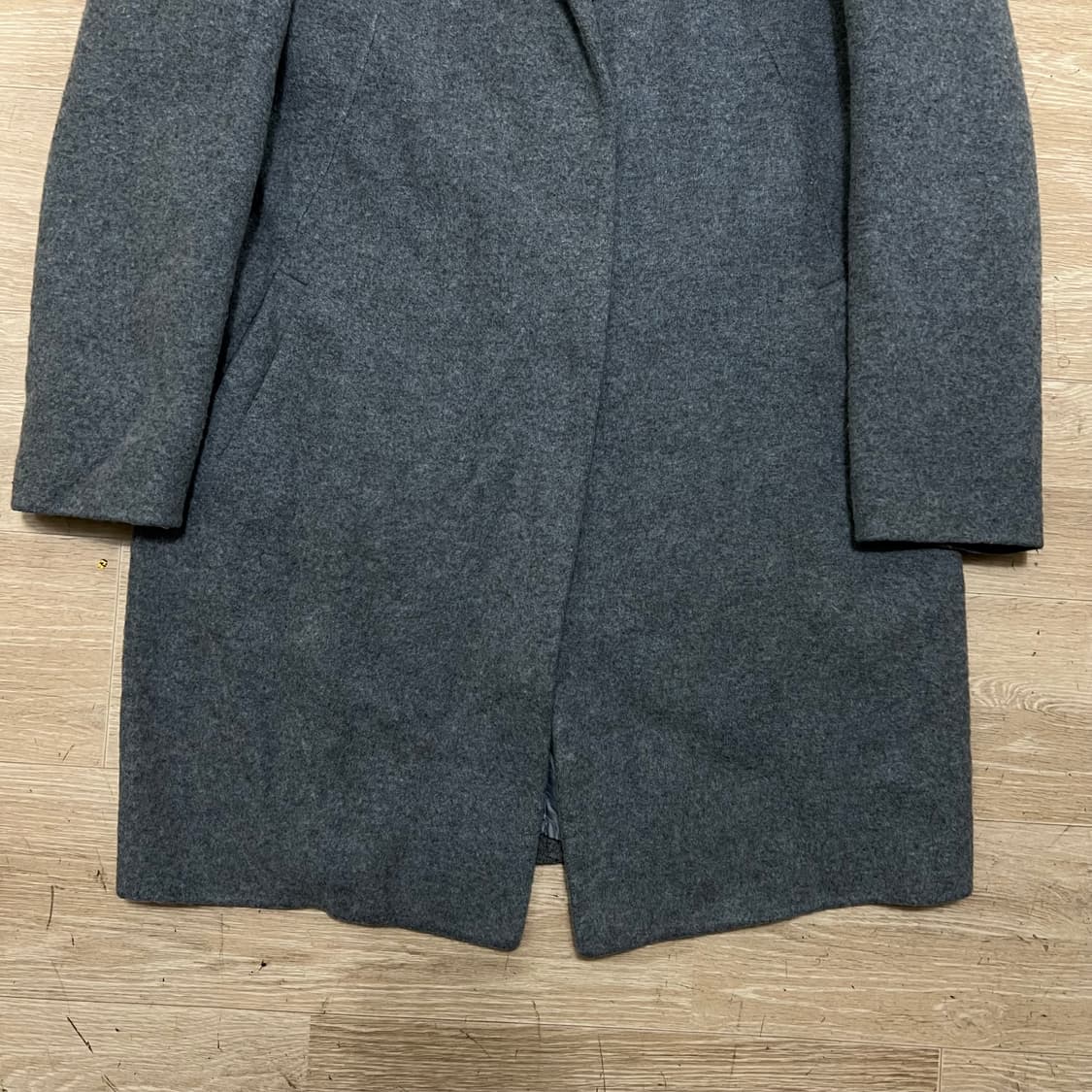 비씨비지 BCBG 여성  싱글 롱코트 [블루쉬 그레이] 88-96-160 상품이미지3