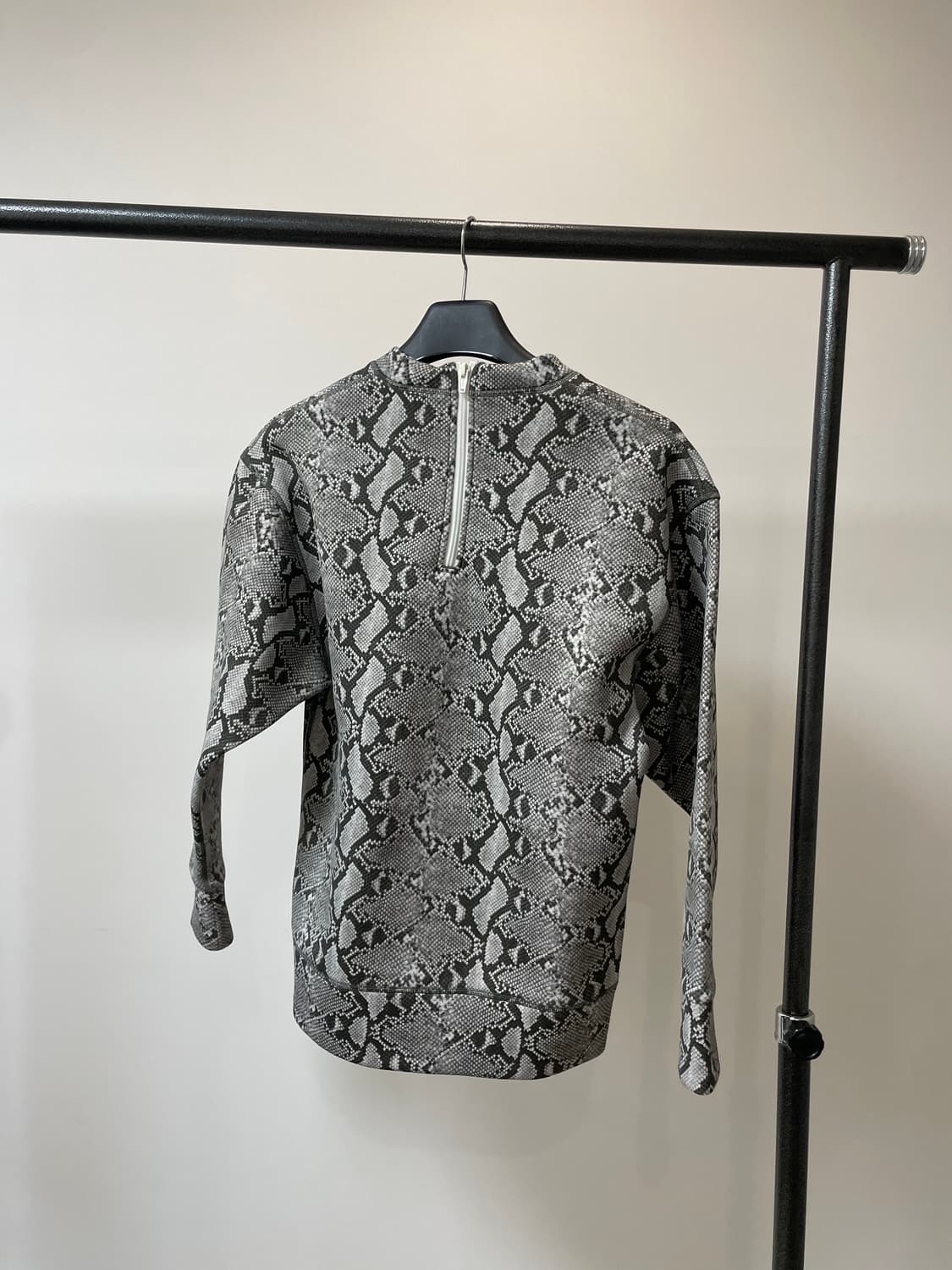 Adidas x Hyke 파이어버드 파이톤 뱀피 맨투맨 상품이미지3