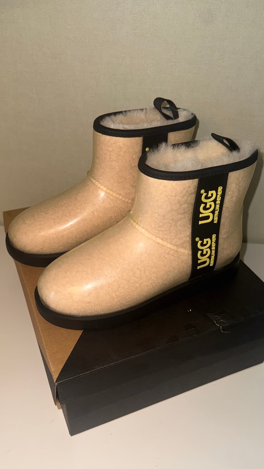 UGG 코티드 클래식 부츠 상품이미지1