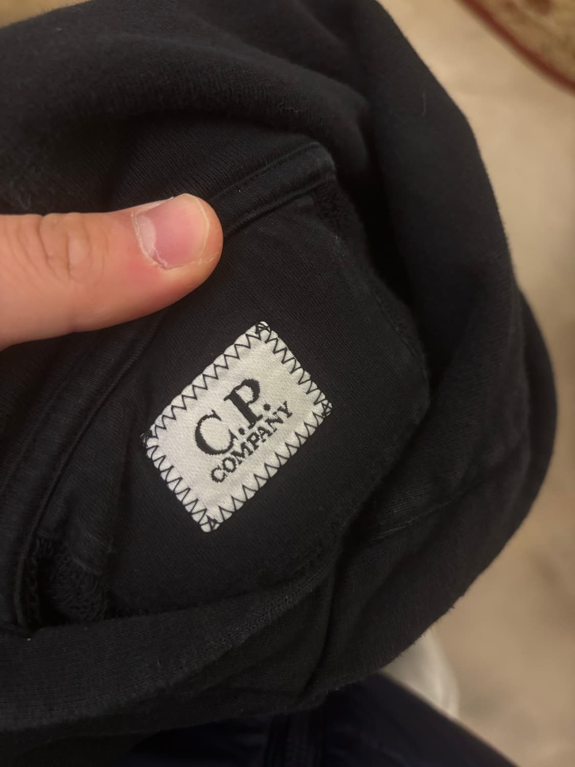 CP컴퍼니 중앙 로고 후드티 상품이미지5