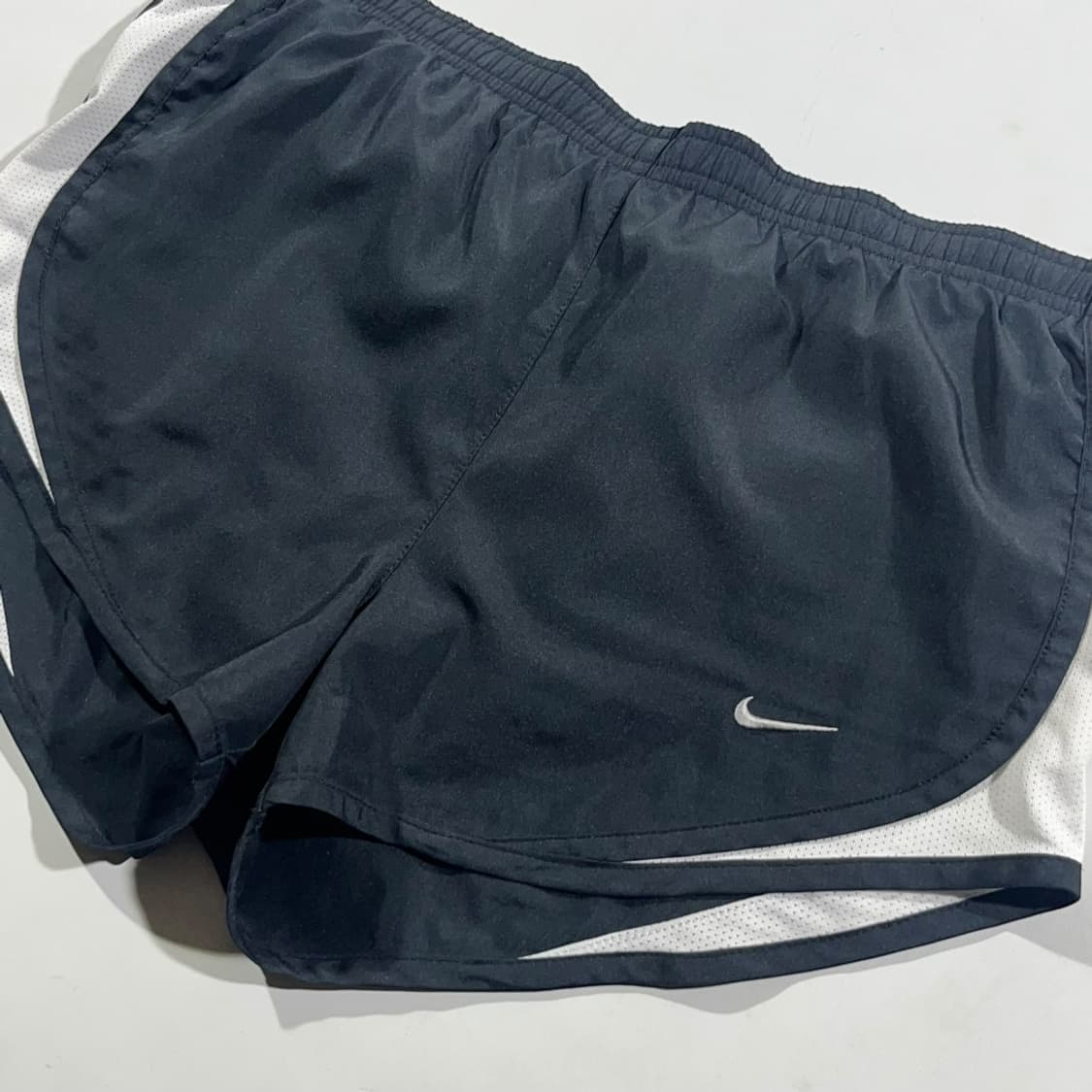 [NIKE] 나이키 드라이핏 배색 트레이닝 숏팬츠 상품이미지2