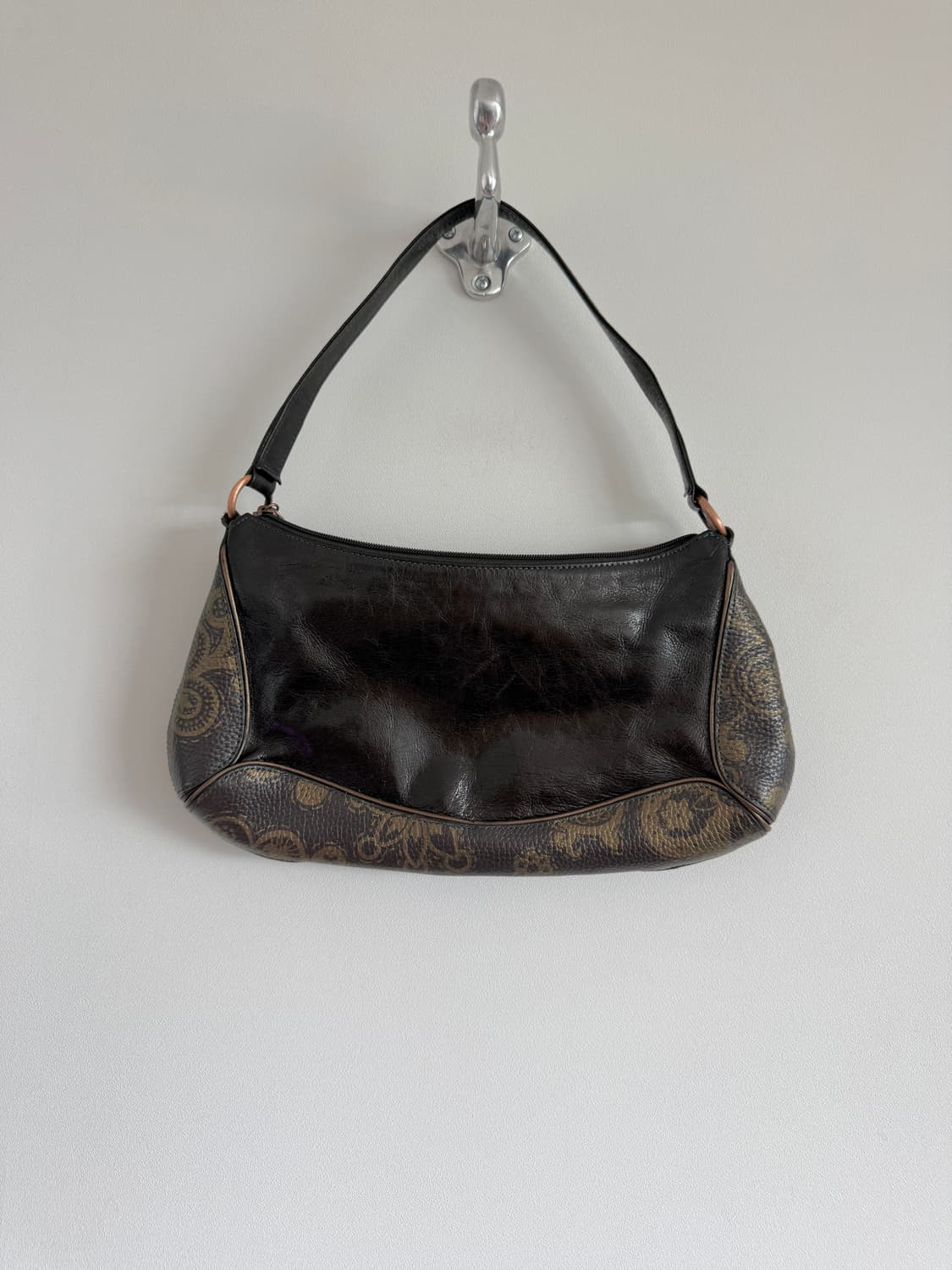 Pre owned 레더 숄더백 상품이미지4