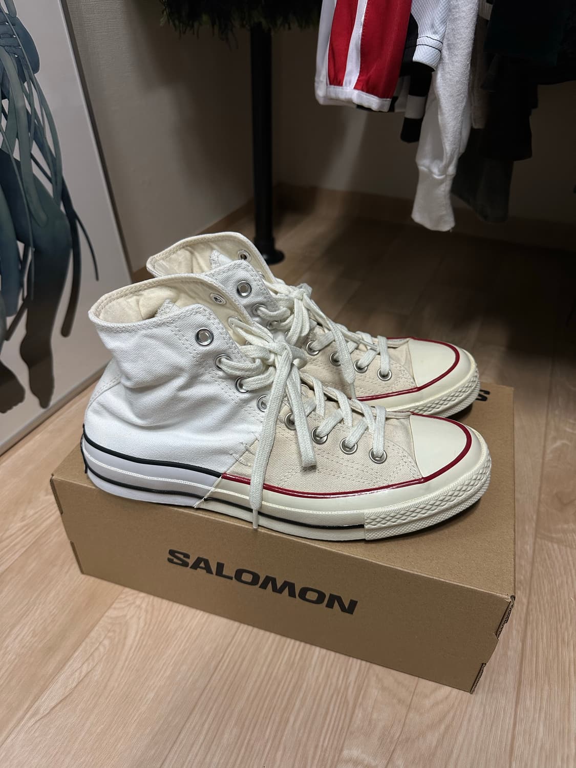 (255) 컨버스 x 슬램잼 콜라보 척 70 하이 리컨스트럭티드 화이트 상품이미지1