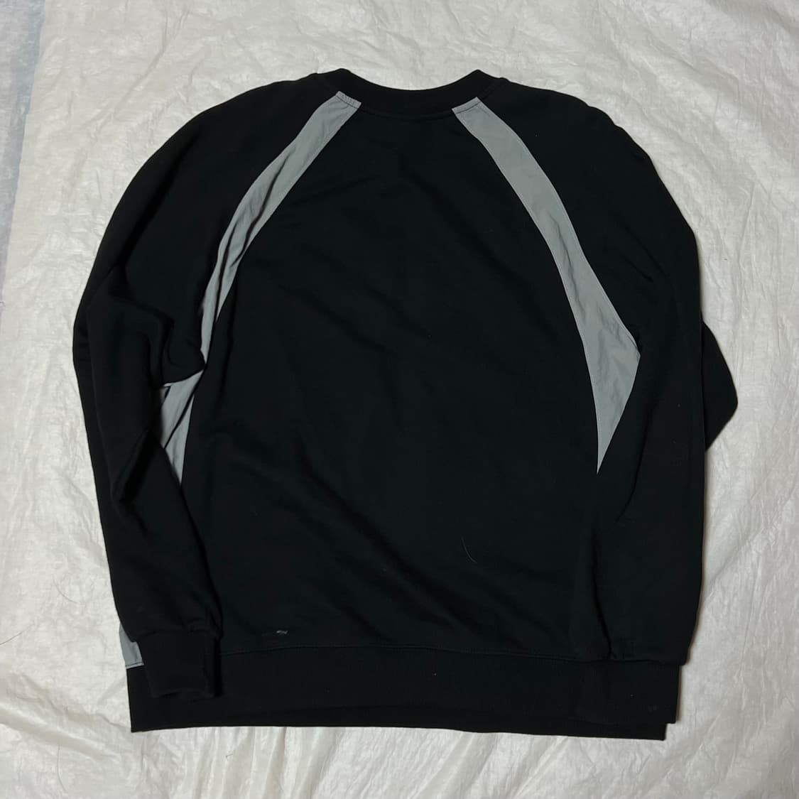 꼼파뇨 맨투맨 M 상품이미지3