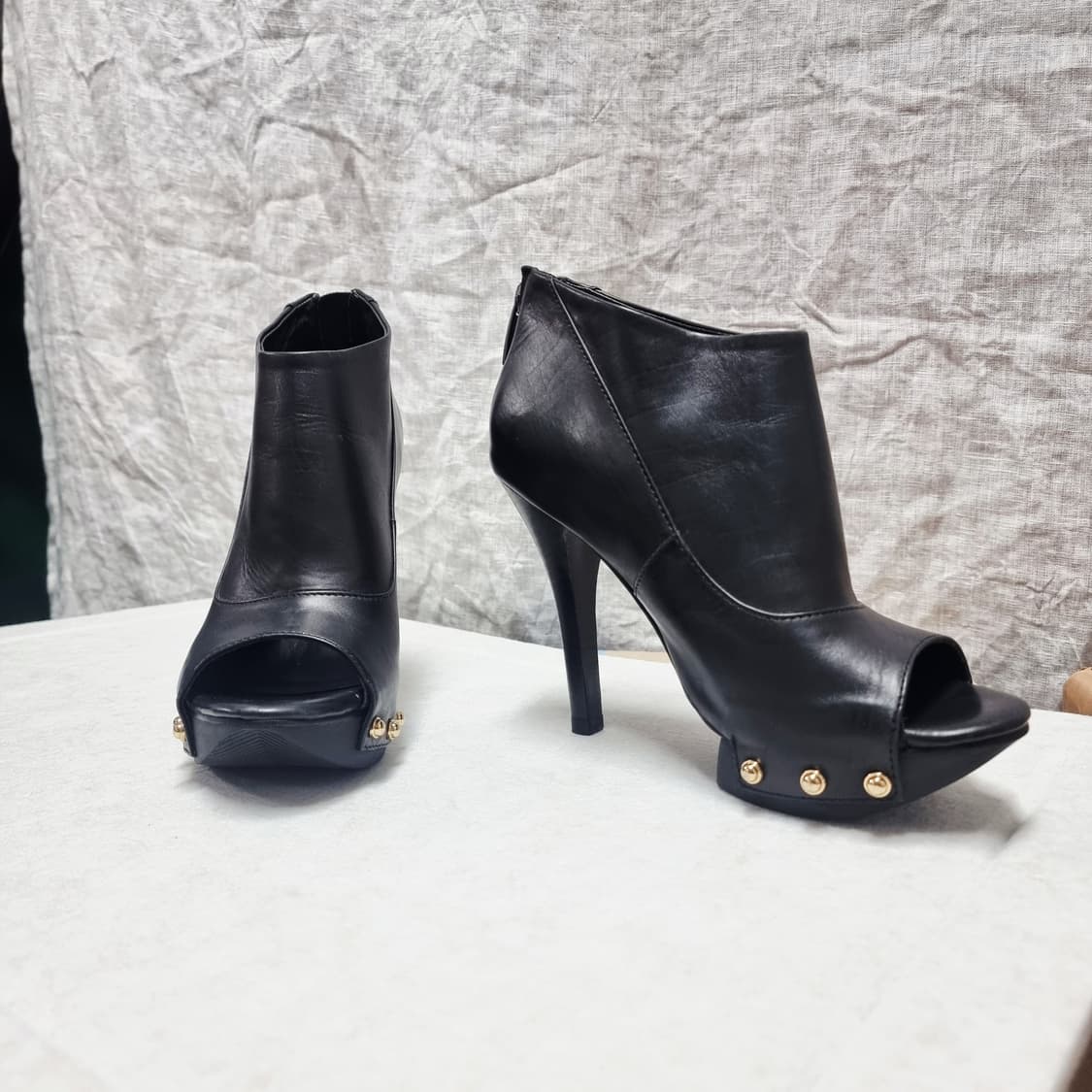 슈콤마보니 앵클부츠 오픈토힐 구두 하이힐 (240) 상태최상/ 굽11cm 상품이미지2