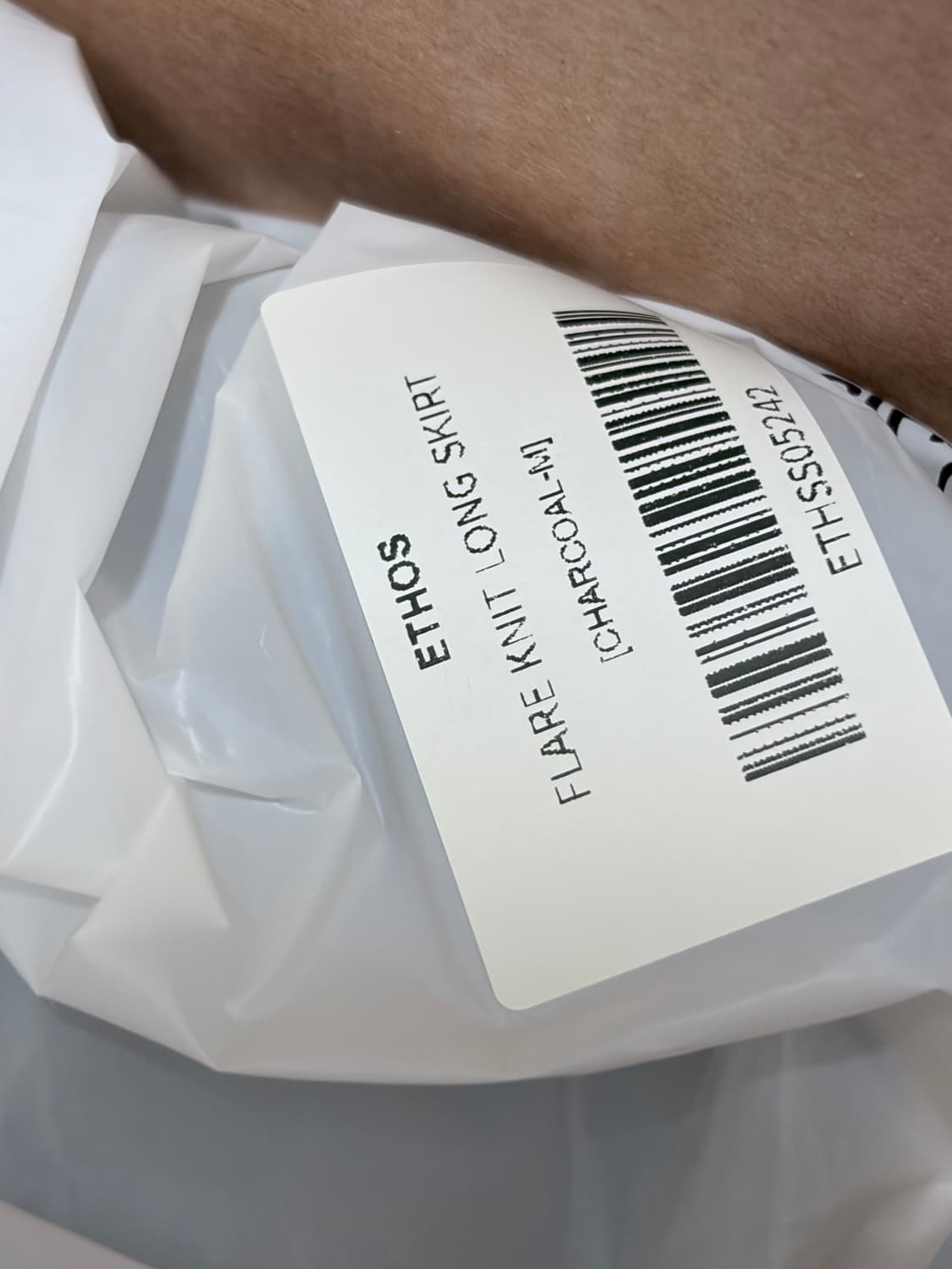 에토스 FLARE KNIT LONG SKIRT(차콜)m 상품이미지4