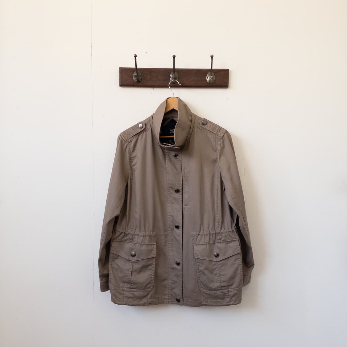 버버리 하이넥 사파리 자켓 상품이미지4