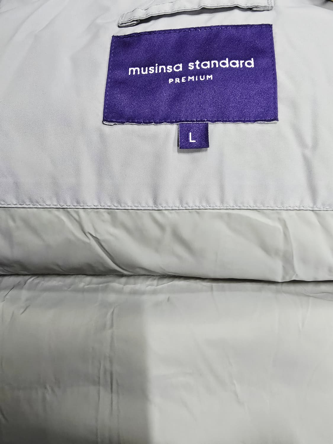 무신사스탠다드 프리미엄 구스패딩 점퍼 회색 상품이미지8