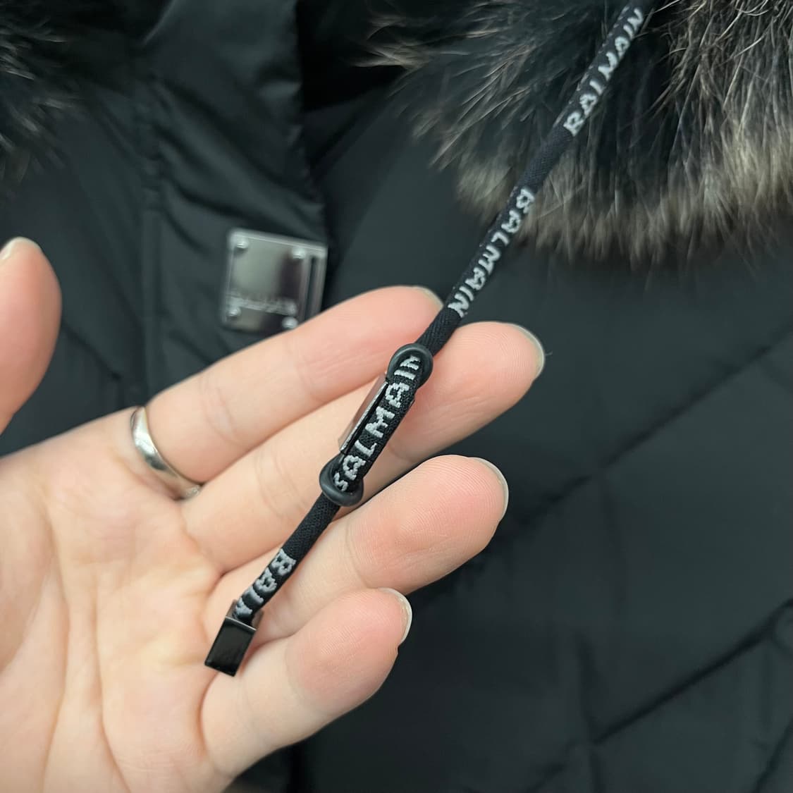 발망 블랙 롱 패딩 점퍼 여성L 상품이미지4