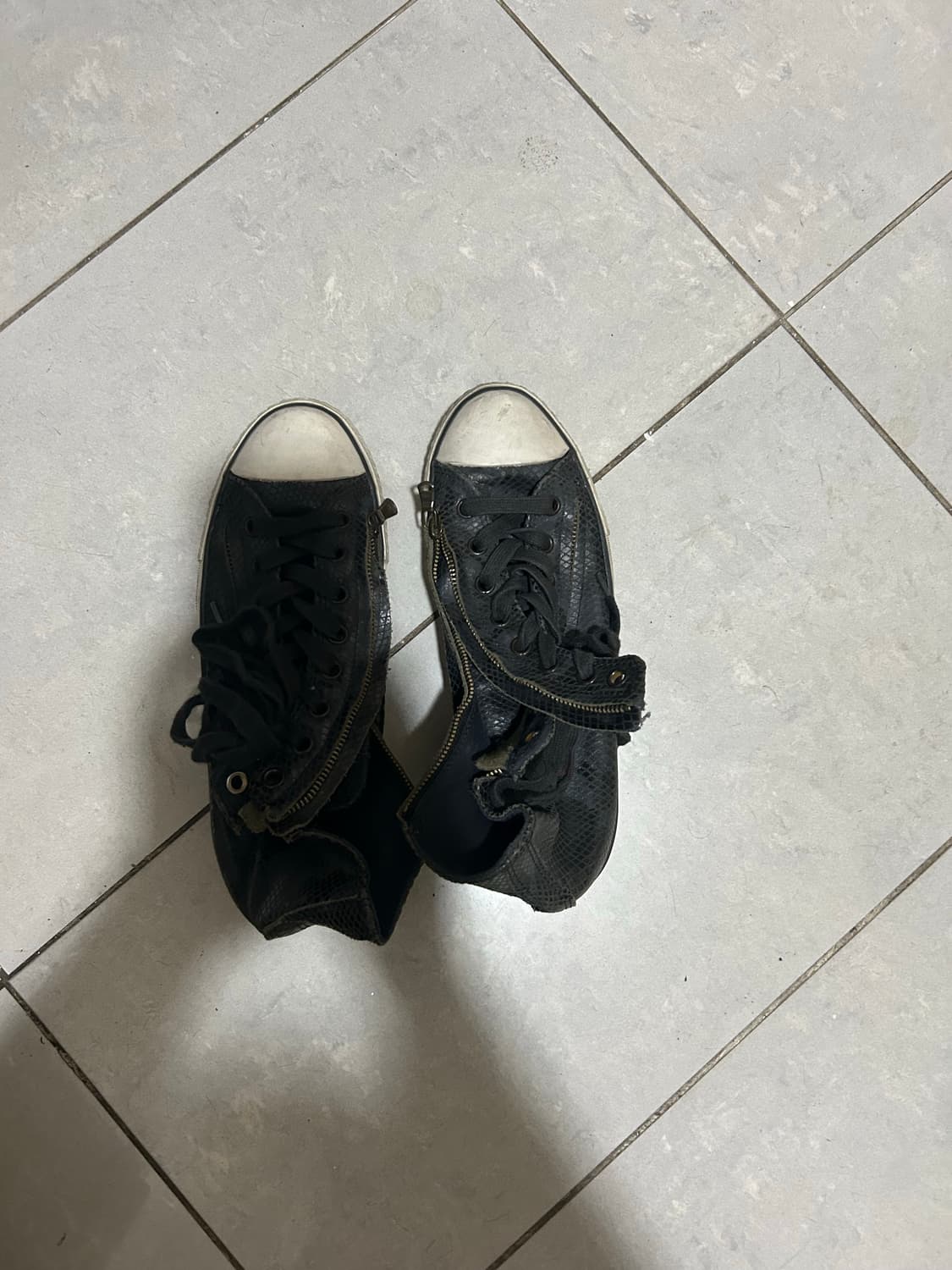 존바바토스 컨버스 스니커즈 (270) 상품이미지1