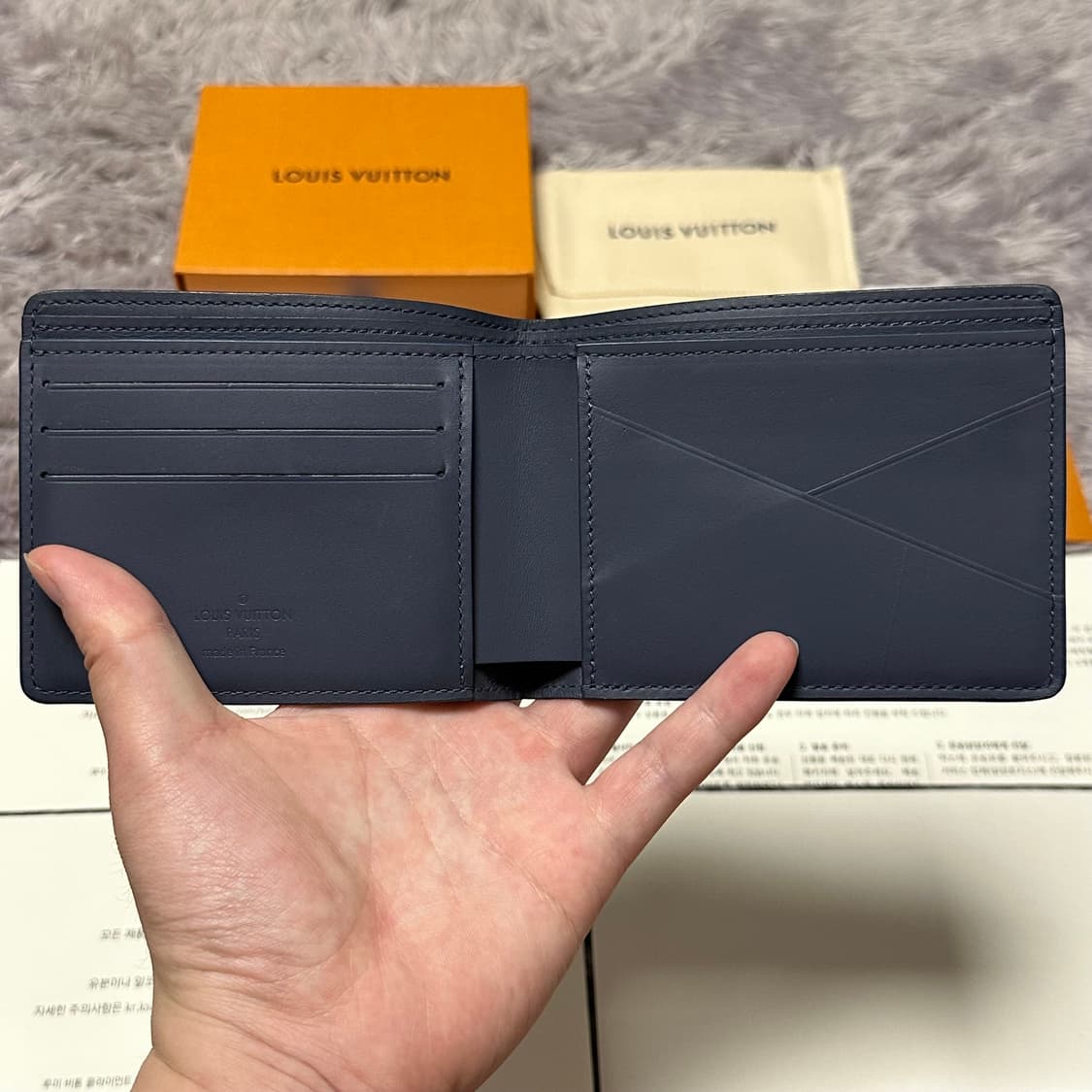 [풀구성] 루이비통 이클립스 쉐도우 멀티플 월릿 반지갑 네이비 상품이미지3