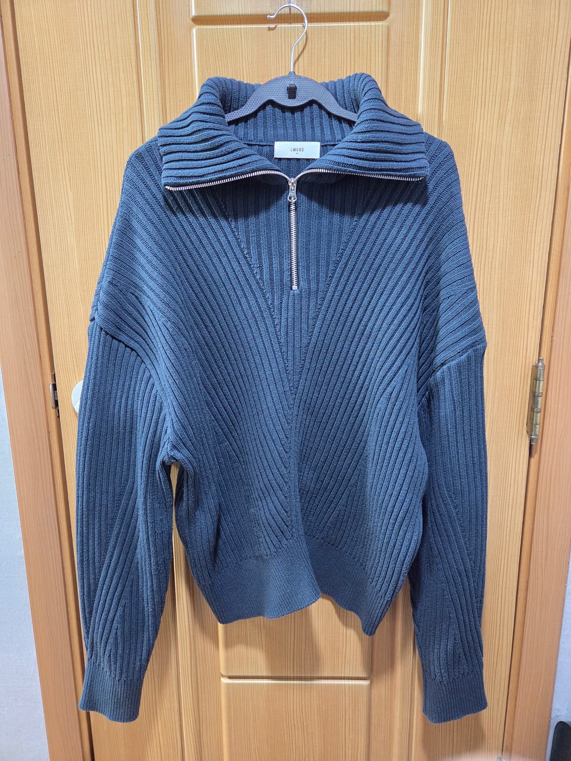 엘무드 하프 집업 니트 네이비 상품이미지3