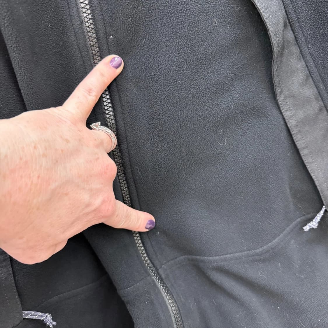 마운틴하드웨어 윈드스토퍼 테크 플리스 자켓 블랙 상품이미지9