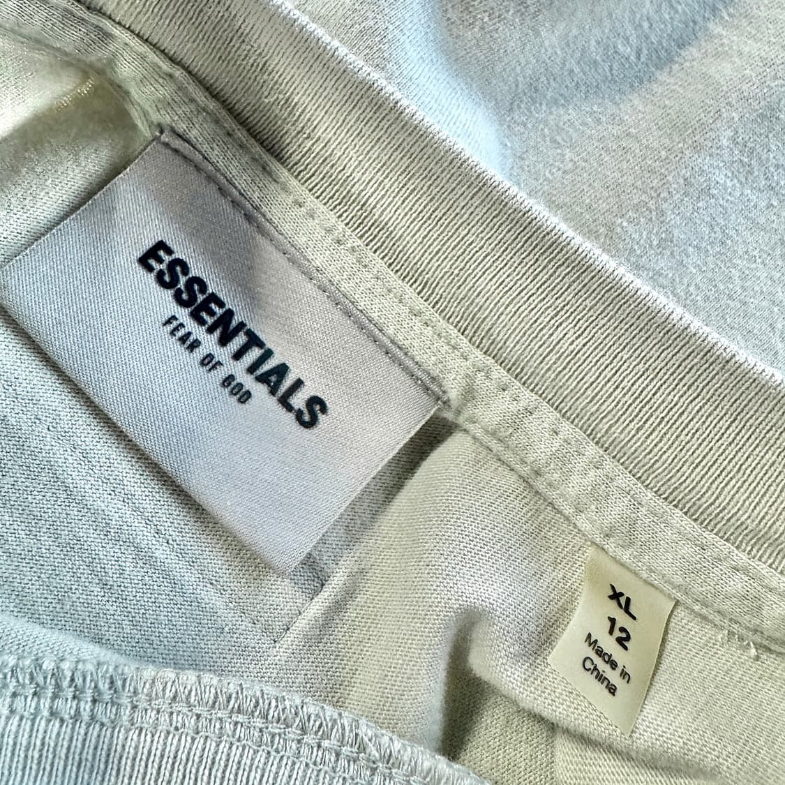 에센셜 로고 반팔 티셔츠 12Y 상품이미지2