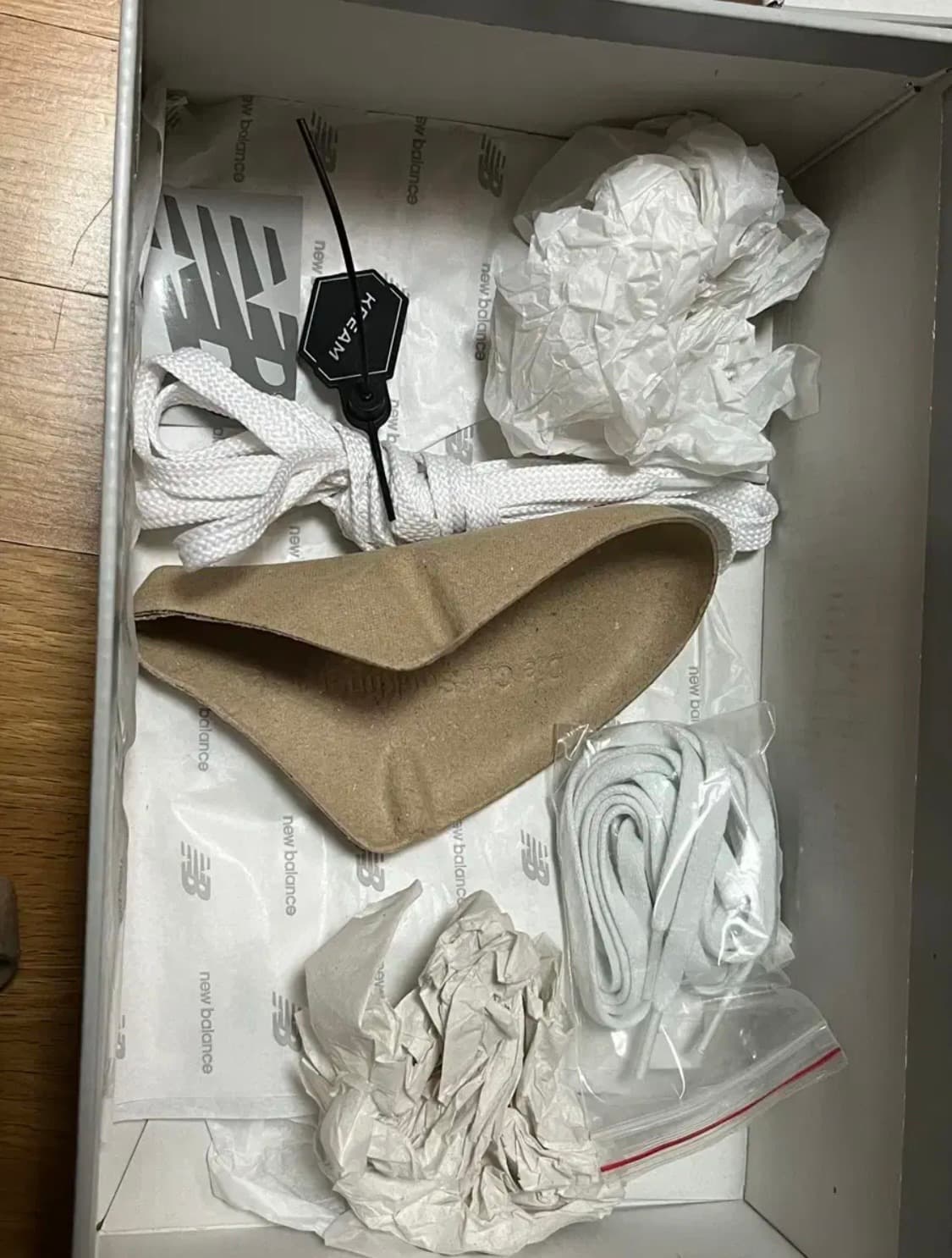 [265] 뉴발란스 990v1 상품이미지10