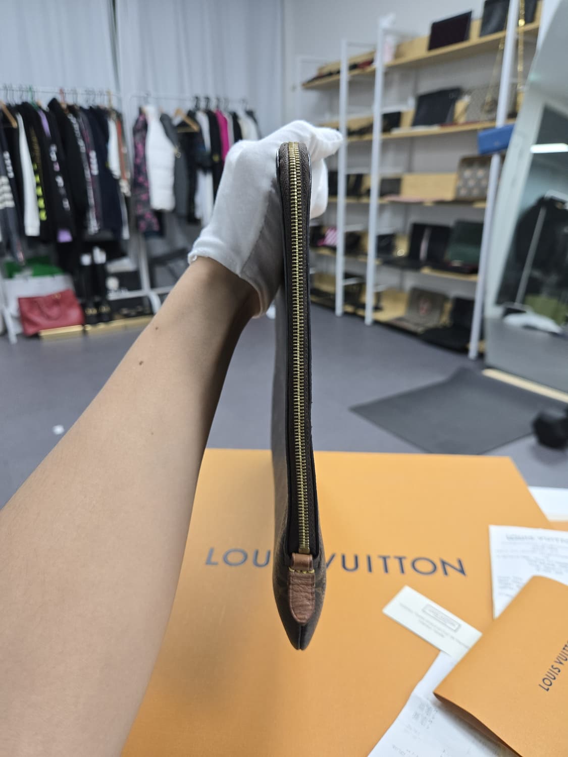 [A급컨디션]루이비통 에튀보야주 클러치백 상품이미지4