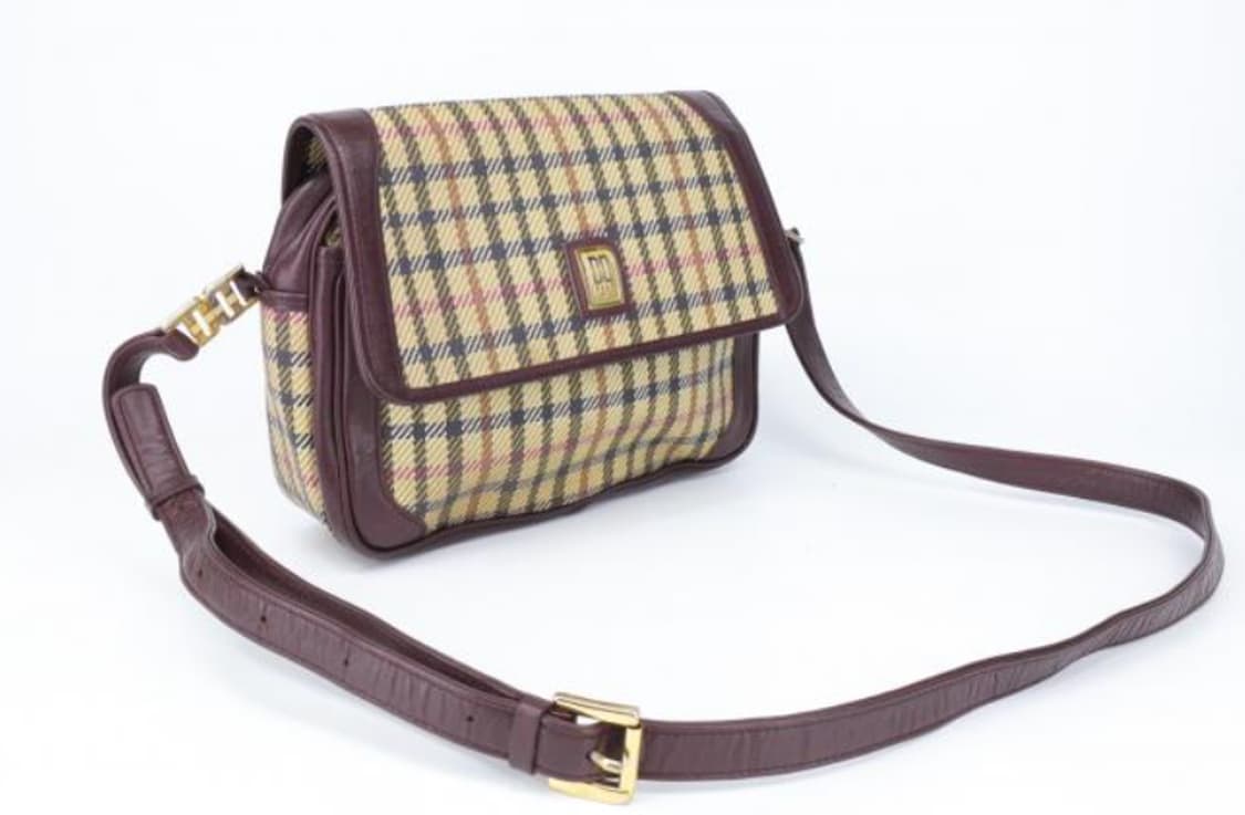 닥스 크로스백 상품이미지1