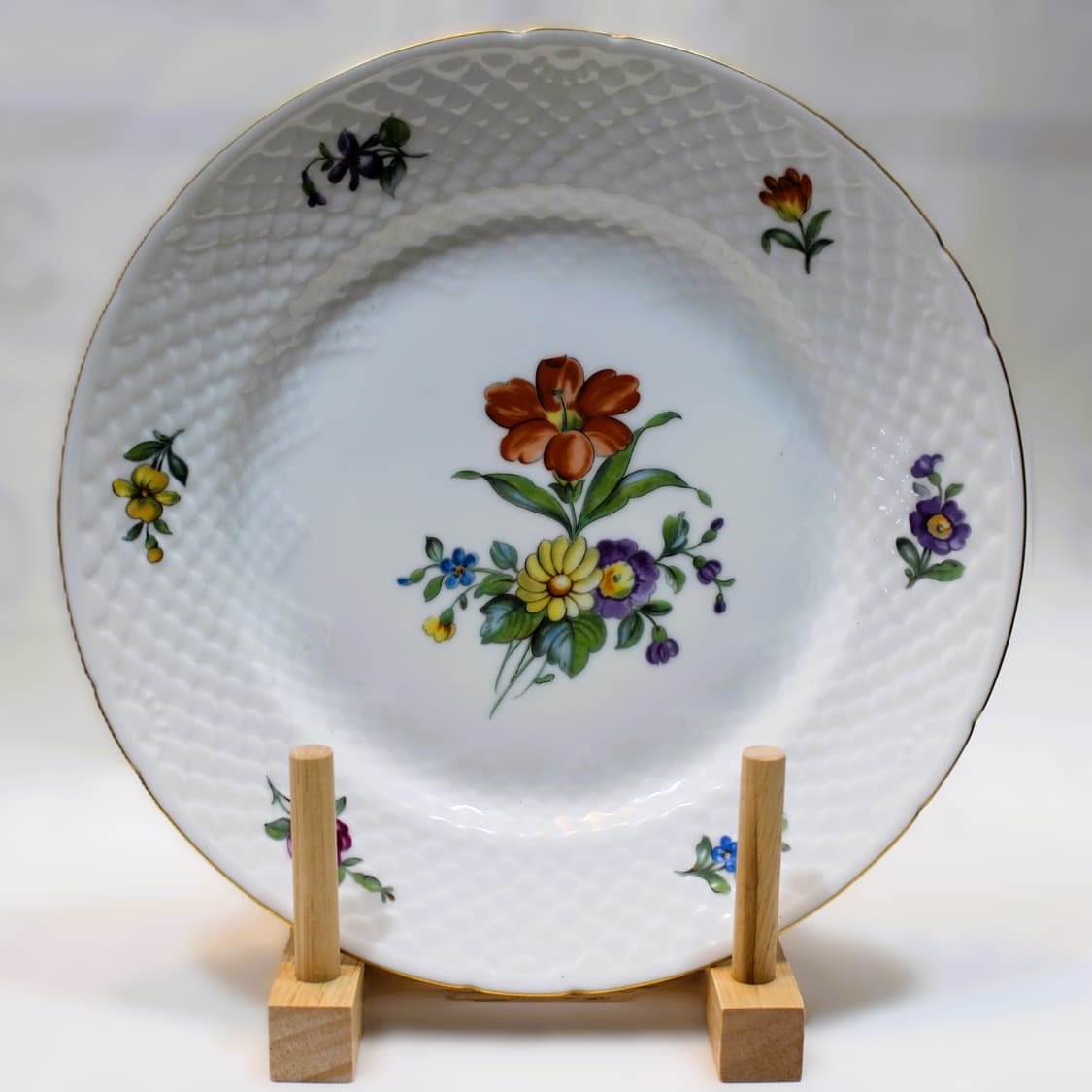 빙앤그뢴달 색슨플라워 접시 상품이미지1