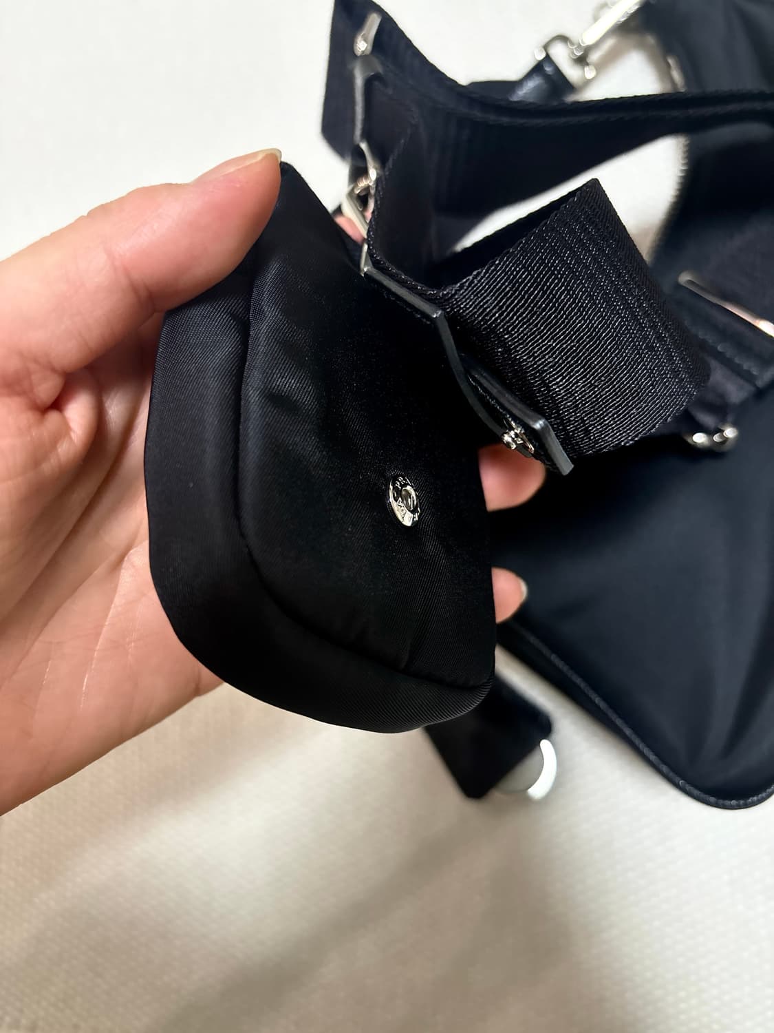 [정품] 새상품 급 프라다 리나일론 테수토 체인 호보백 풀박 상품이미지4