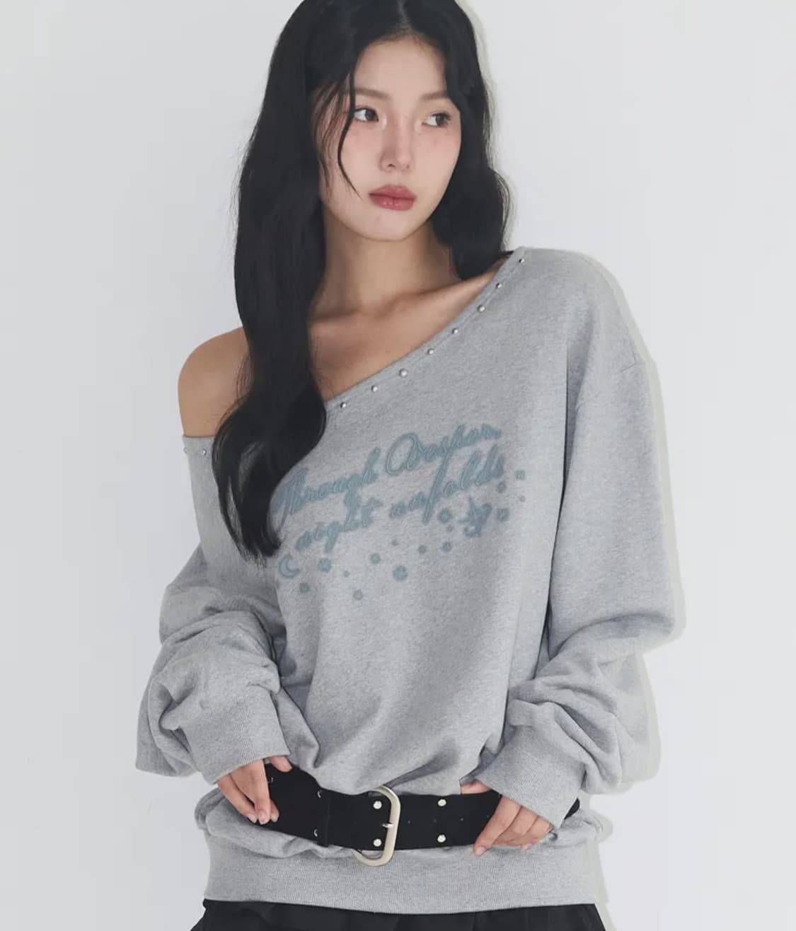 일리고 원숄더 스터드 보트넥 맨투맨 멜란지 상품이미지2