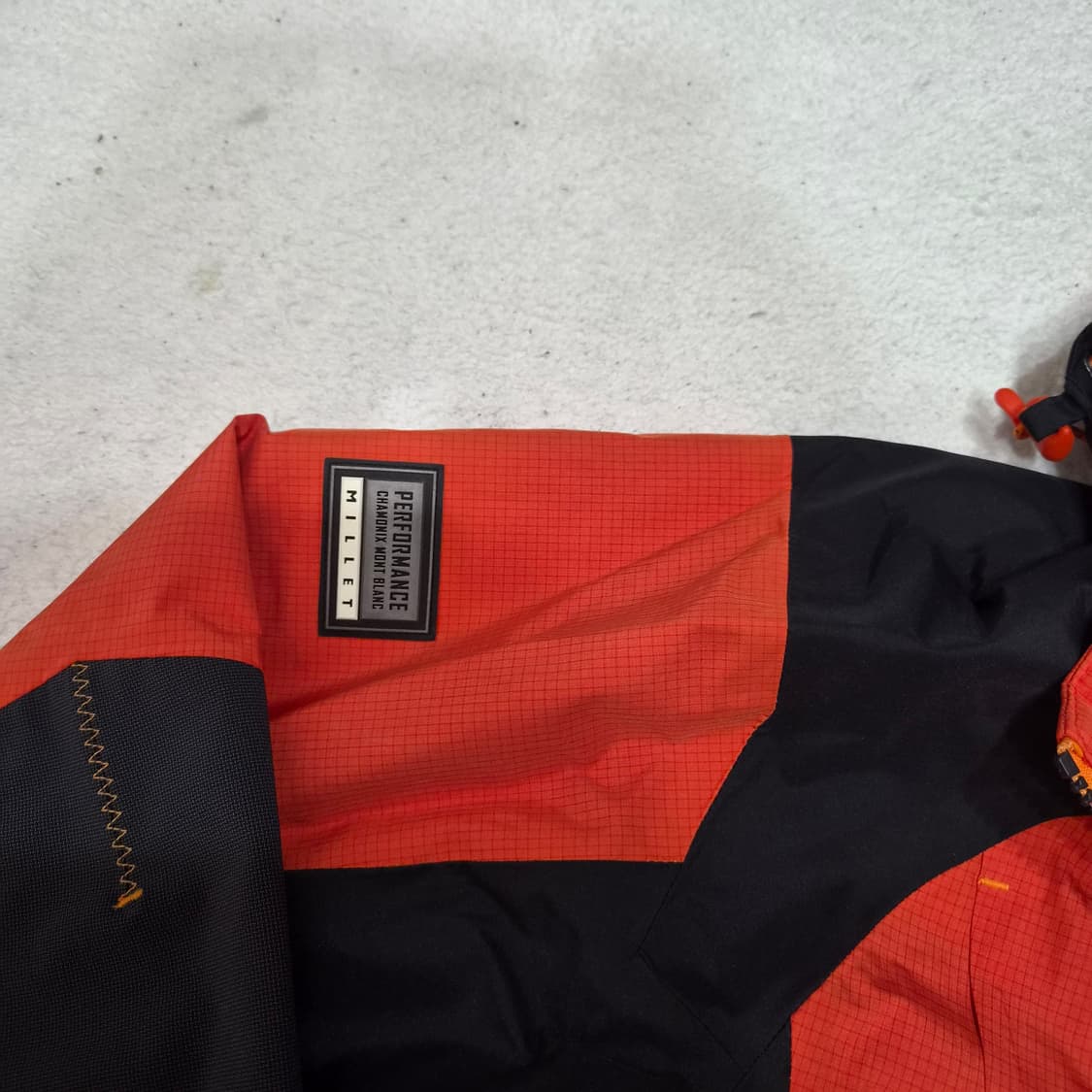 밀레  바람막이100 상품이미지3