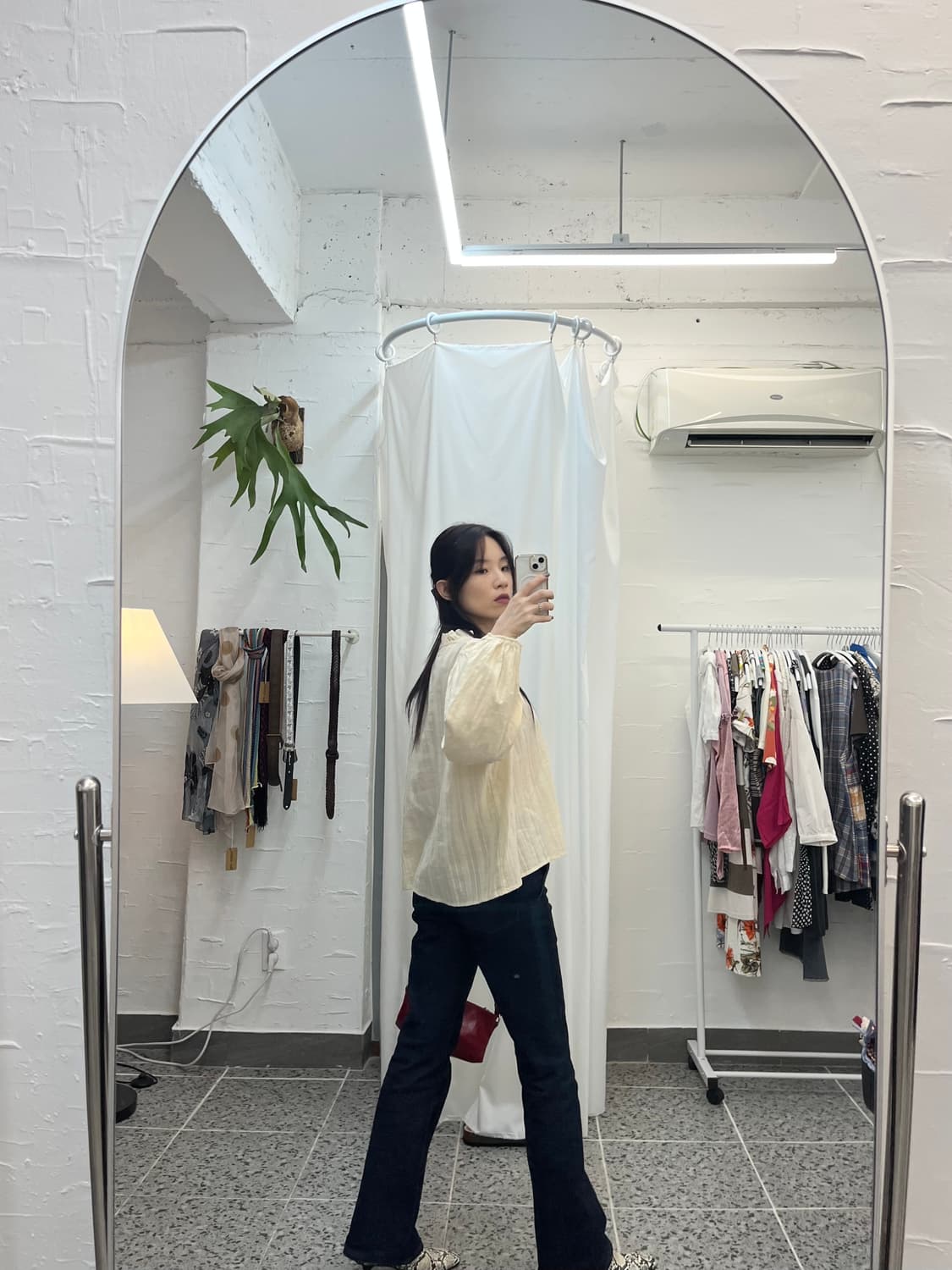 Frill ivory blouse  상품이미지4