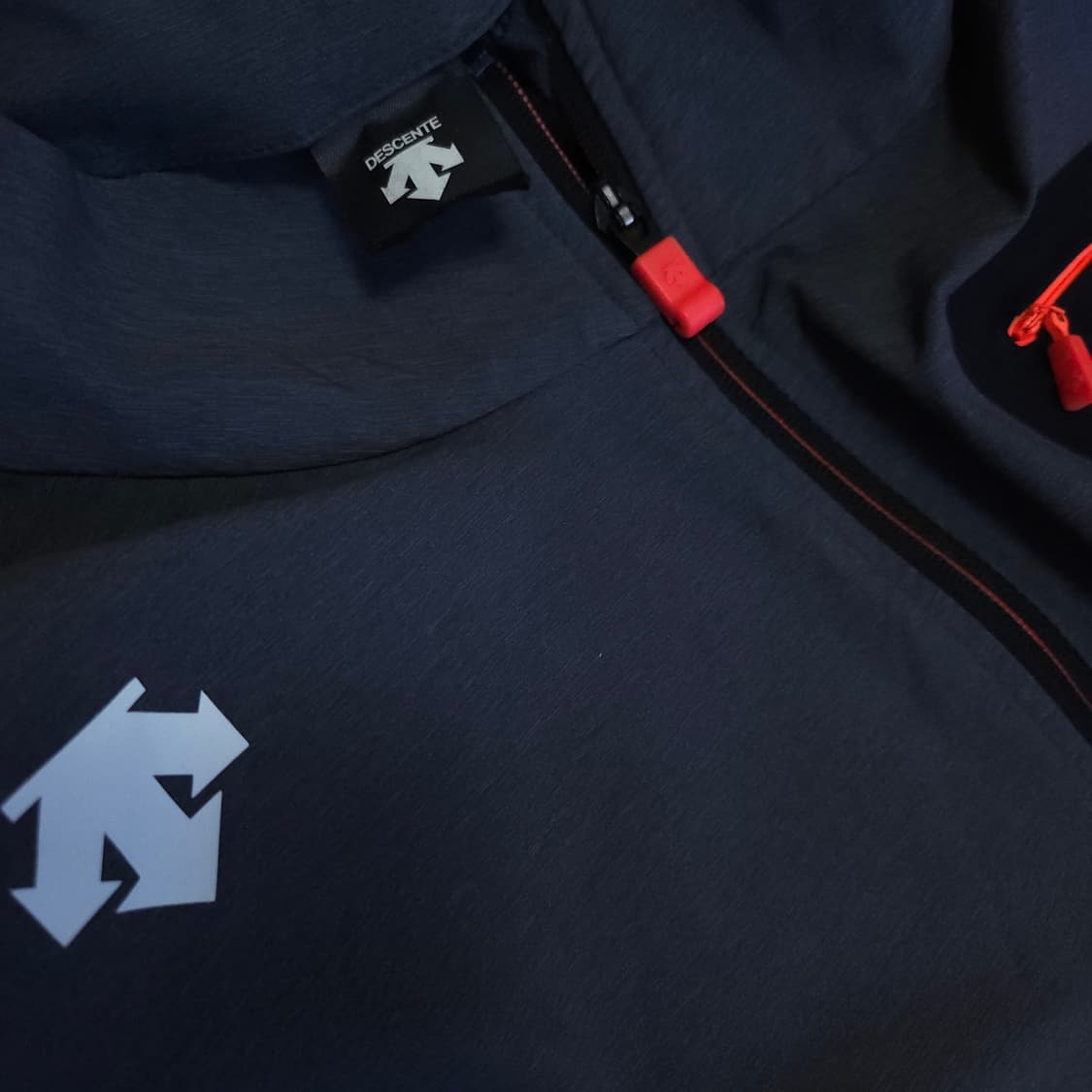 데상트 트레이닝져지 95-100 자켓 트랙탑 상품이미지6