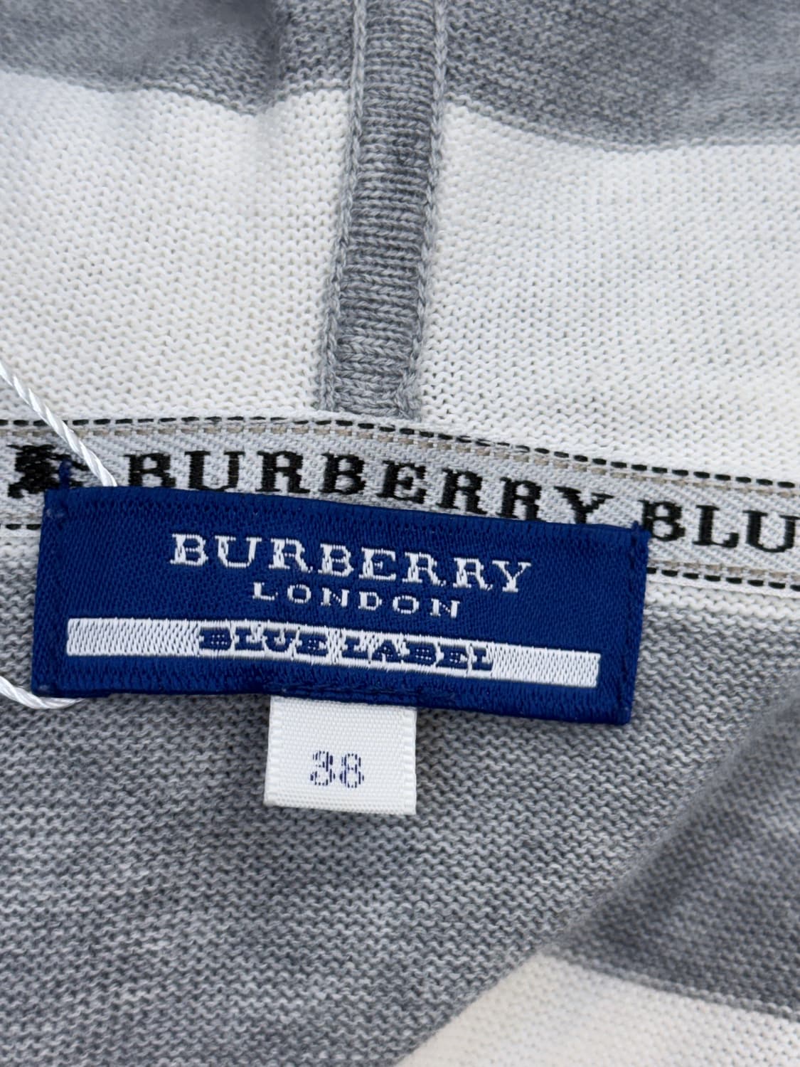 버버리 블루레이블 후드 스트라이프 가디건 상품이미지3