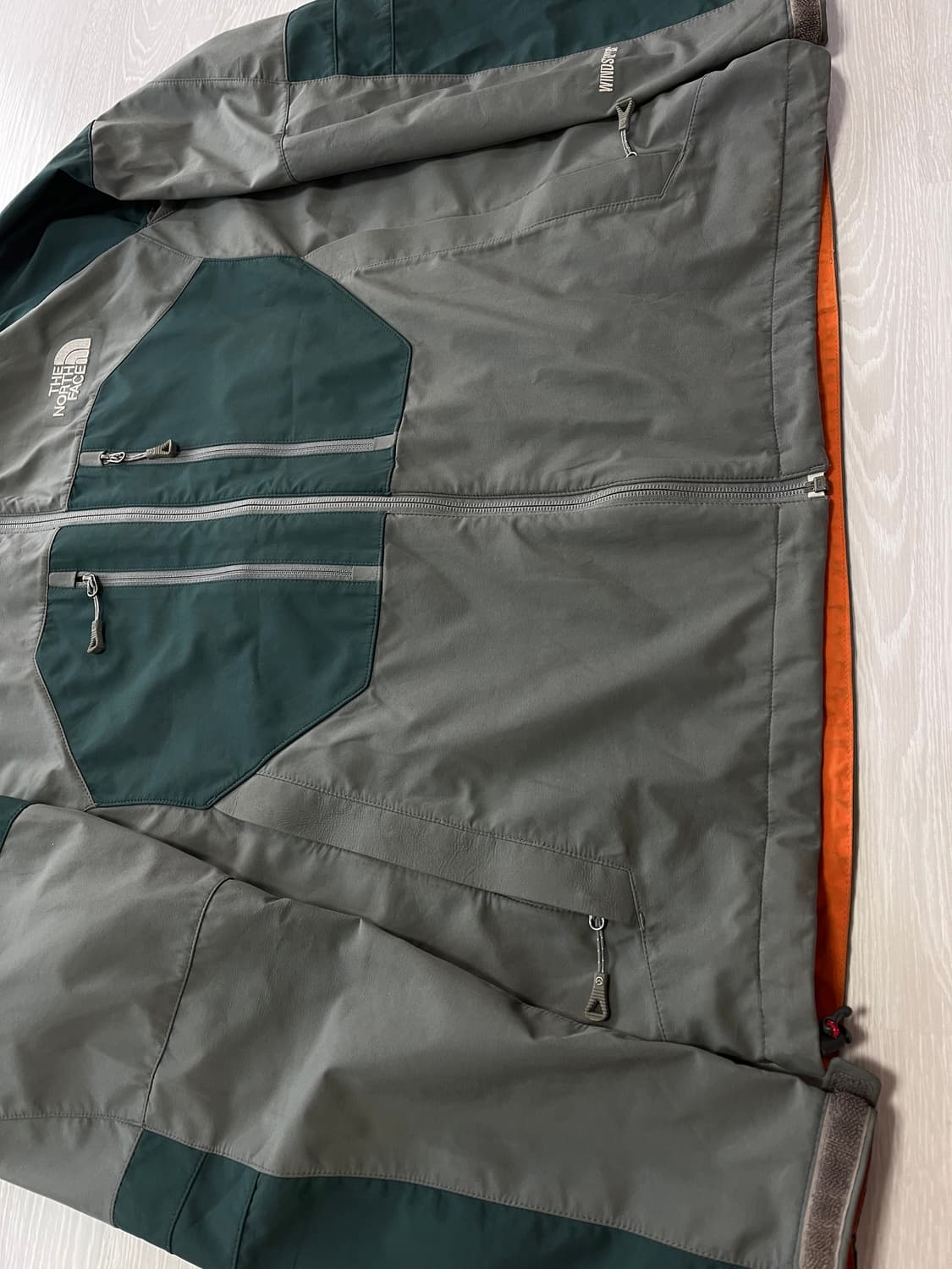 노스페이스 써밋시리즈 윈드스토퍼자켓100 상품이미지3