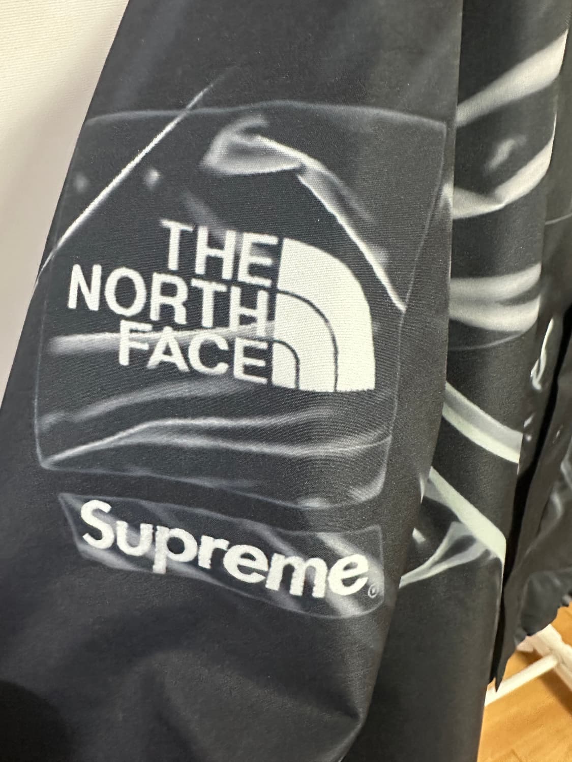 슈프림 노스페이스 트롱프 뢰유 자켓  상품이미지3