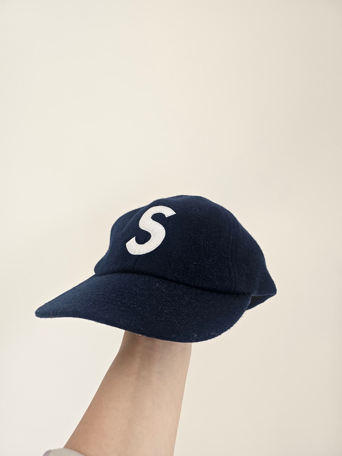 슈프림 s로고 캡 상품이미지1