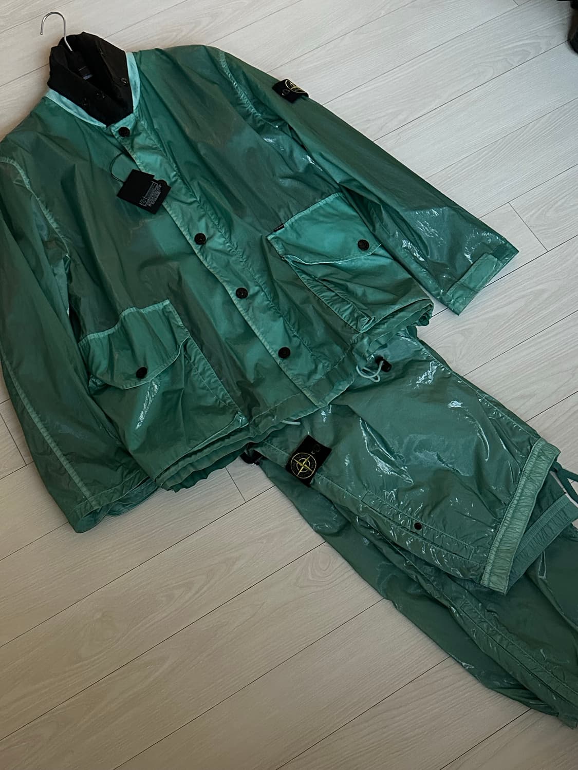 스톤아일랜드 x 슈프림 뉴실크 셋업 L(105) 국내판 상품이미지7