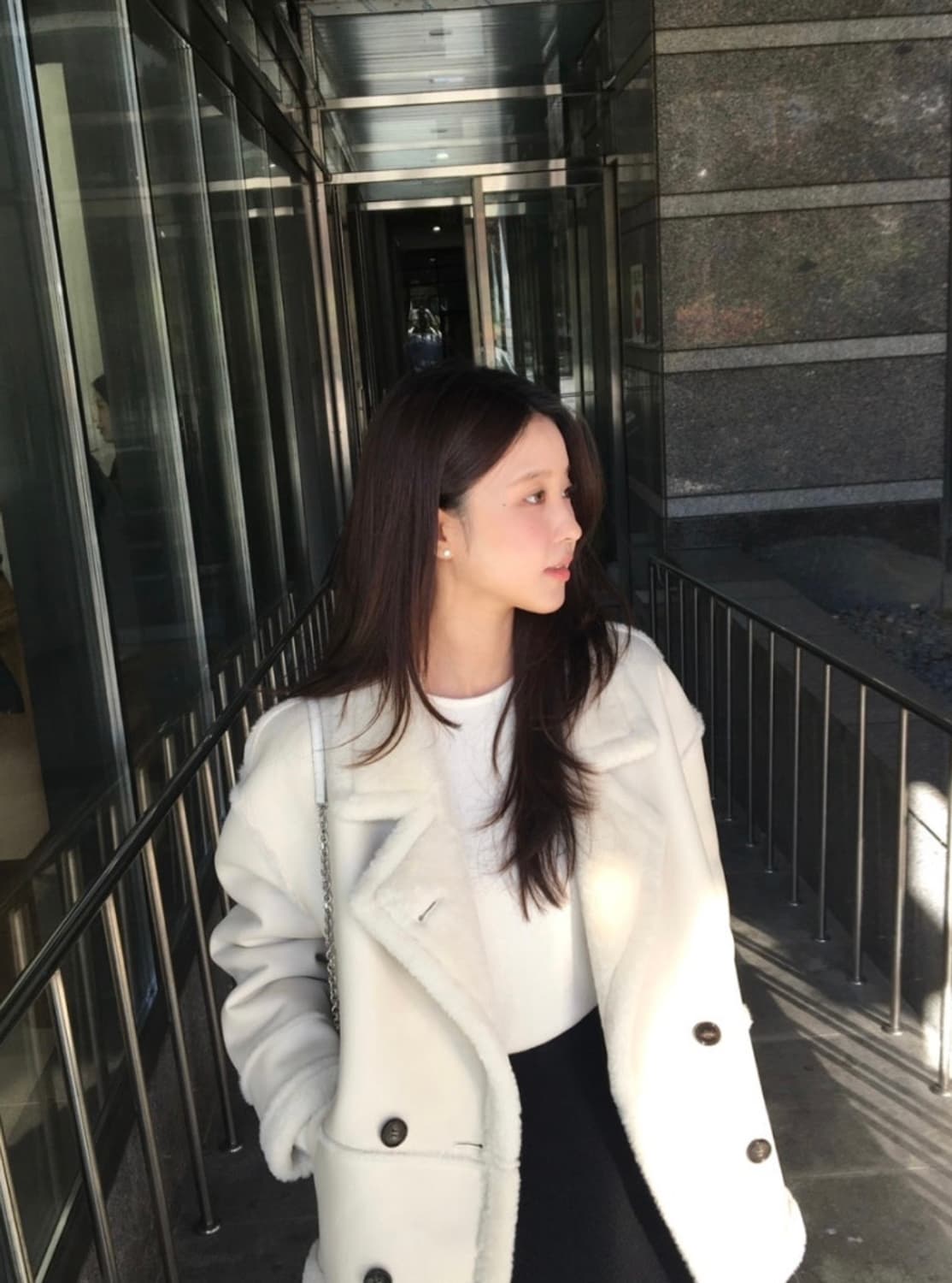 (새상품)비코튼 넬라 시어링 자켓 무스탕 상품이미지3