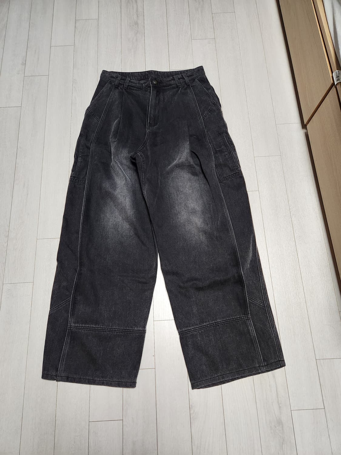 비긴202 베네타 투턱 데님 오프블랙 3사이즈 상품이미지1