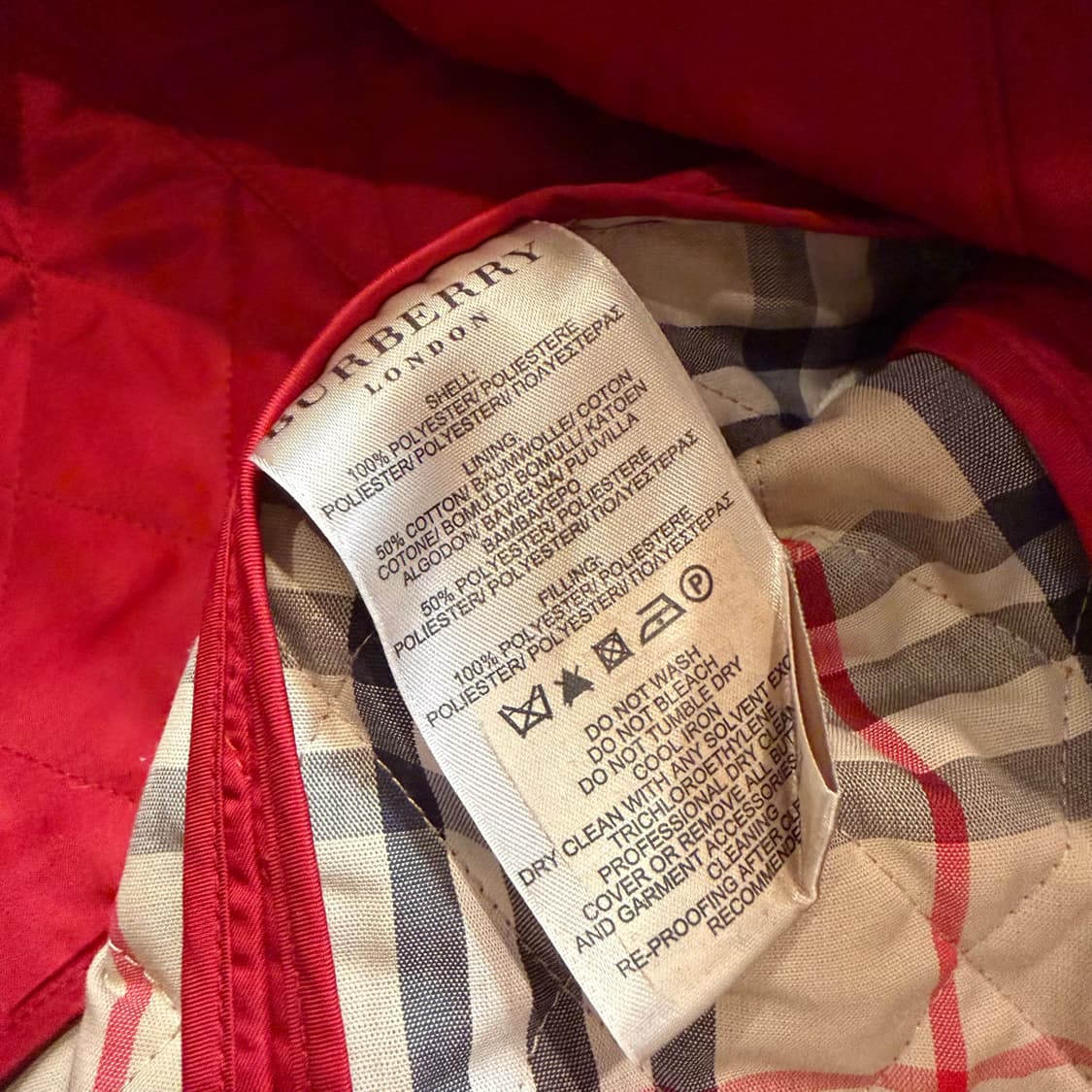 버버리 브릿 레드 다이아몬드 퀼팅 자켓 상품이미지4