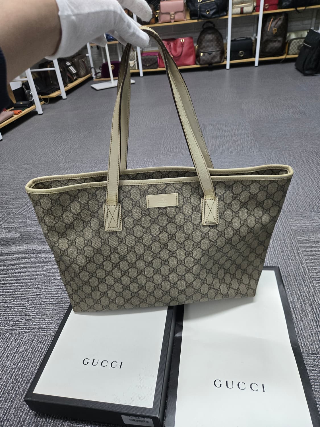 [특가][정품] 구찌 시그니처 라지 토트백 상품이미지1