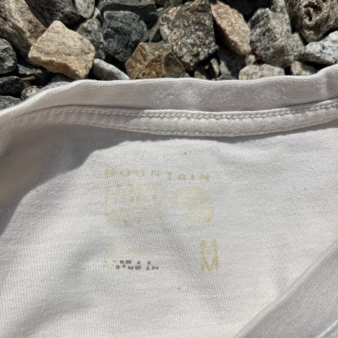 MOUNTAIN HARDWEAR  나염반팔 (실측확인) 상품이미지2