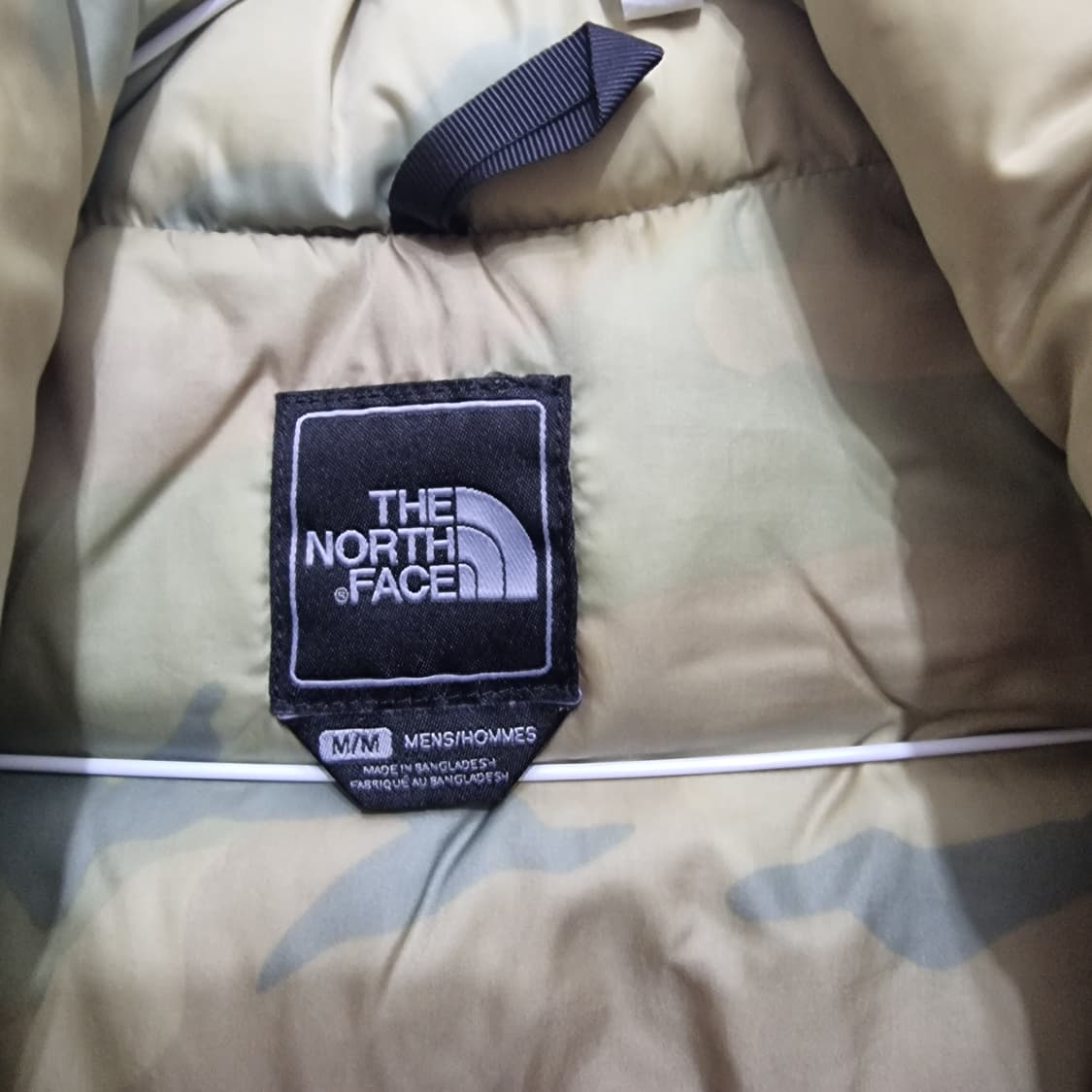 노스페이스 700 필파워 카모 패턴 패딩 조끼 상품이미지3