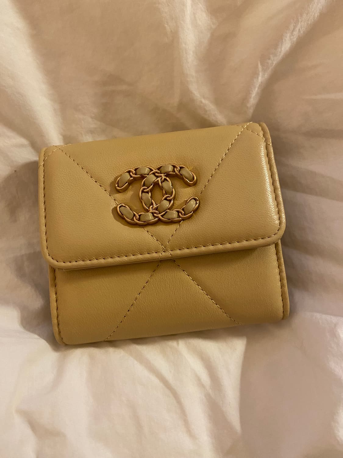 샤넬 체인 CC 19 지갑 베이지 상품이미지2