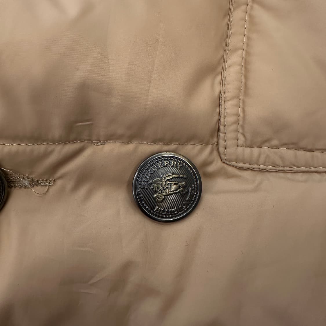 버버리 카라 패딩 자켓 상품이미지4