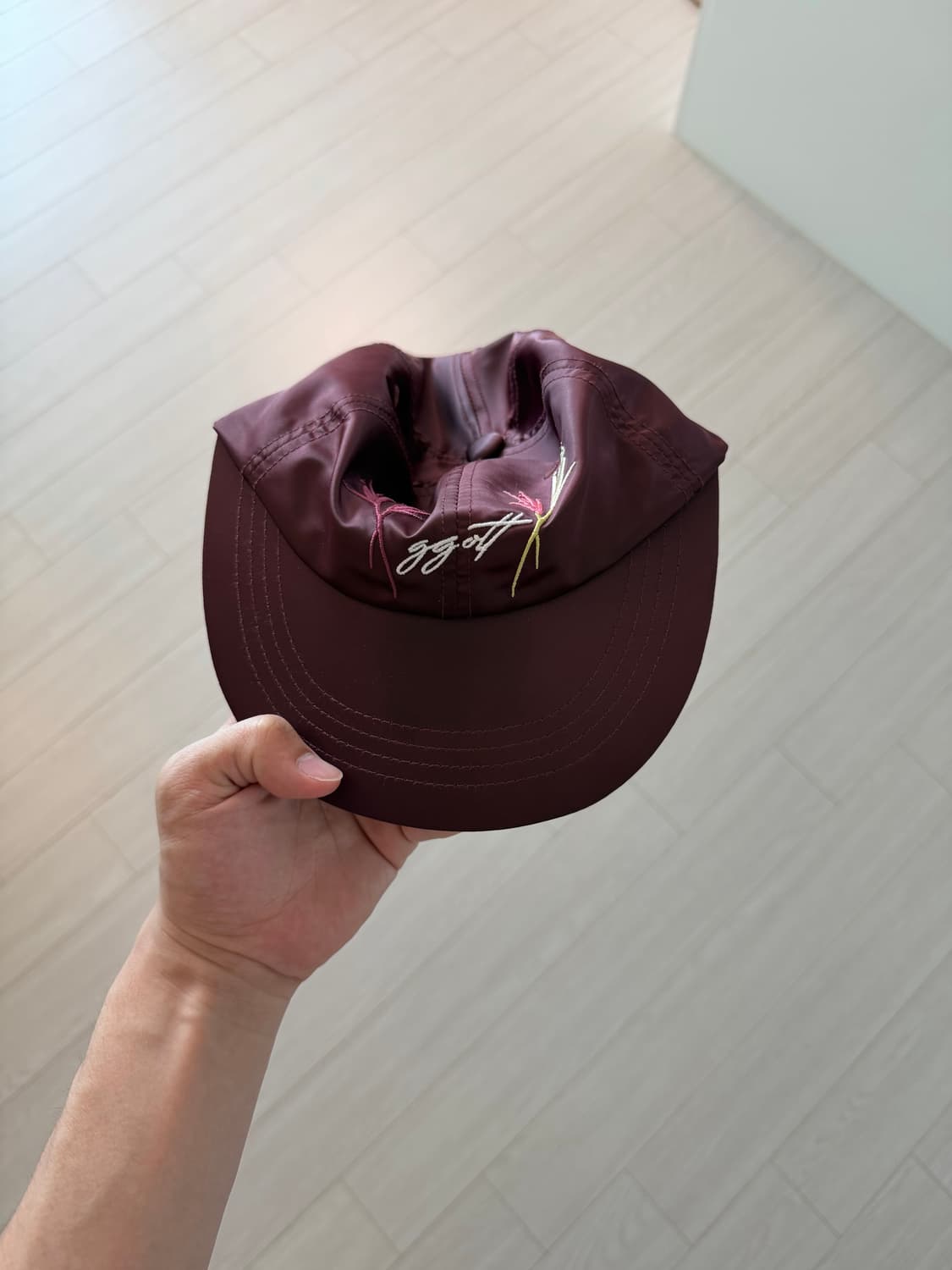 [1회착] ggott Satin cap (Burgundy) 상품이미지1