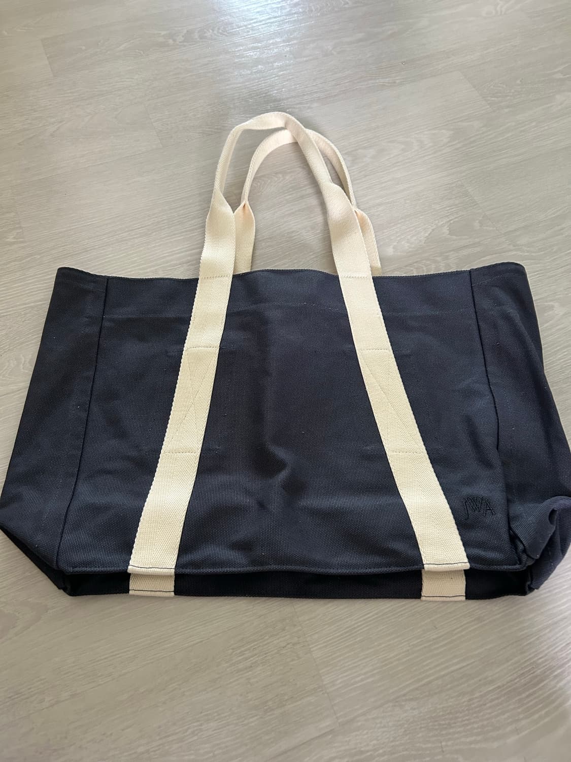 유니클로 JW앤더슨 캔버스 토트백 68 블루 상품이미지5