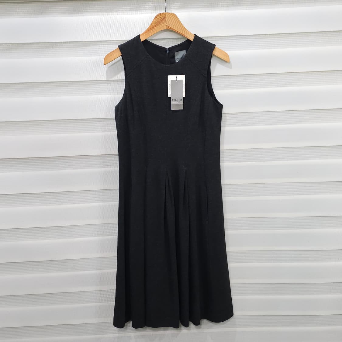 PREMISE theory luxe 민소매 원피스- 우먼36 상품이미지1