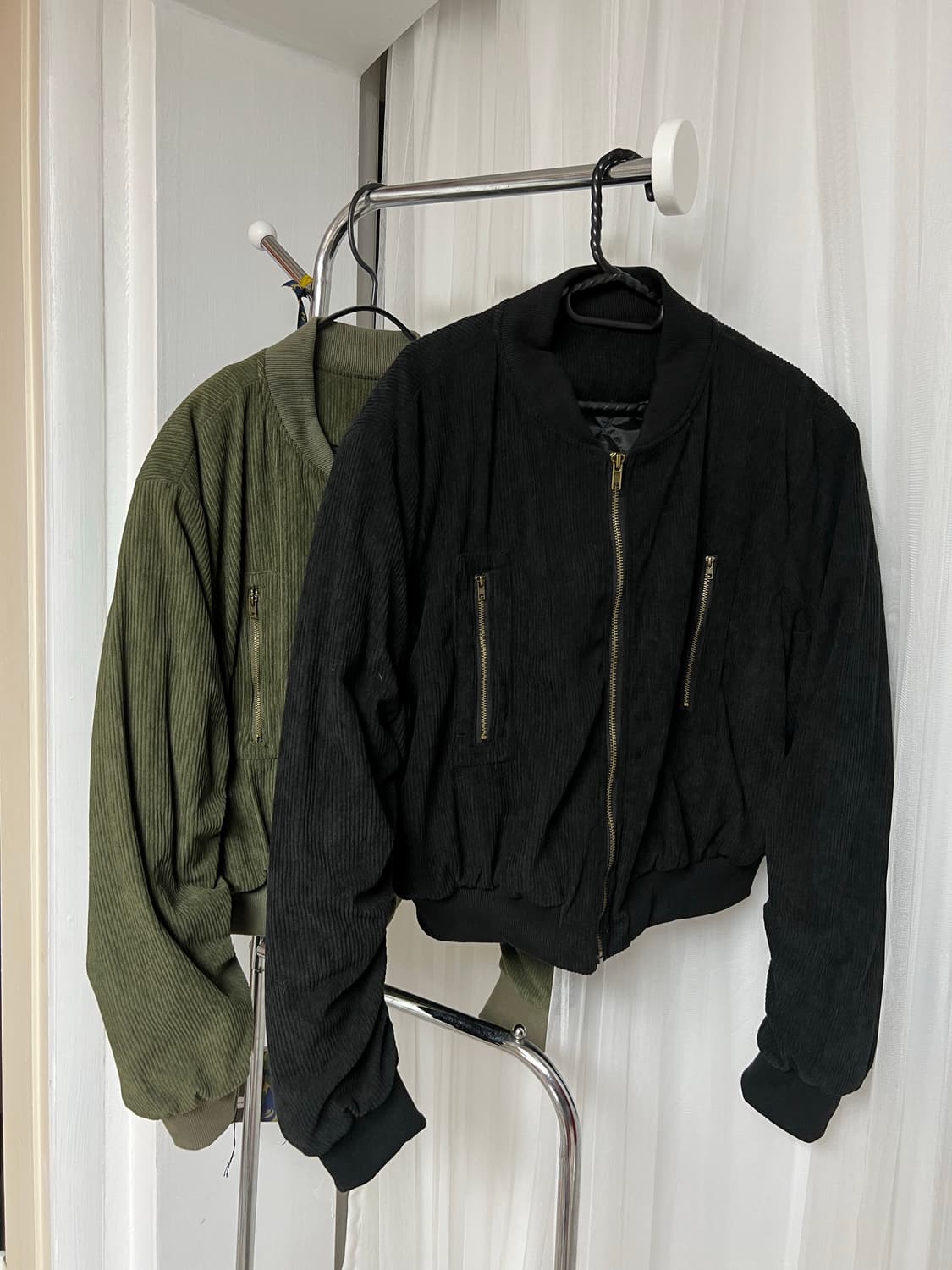 [새상품]항공 골덴 셔링봄버 자켓 카키 블랙 상품이미지1