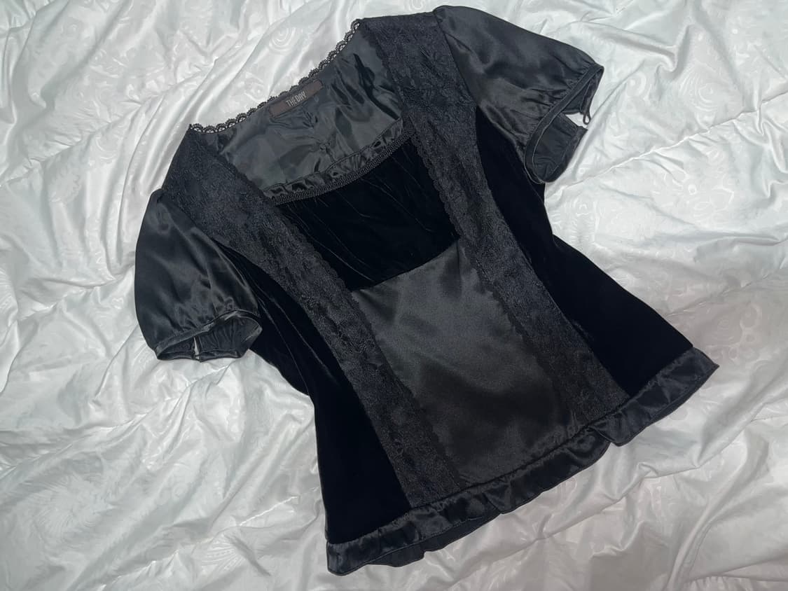 고딕 레이스 벨벳 반팔 탑 고스로리고스펑크스팀펑크갸루일브빈티지 상품이미지1