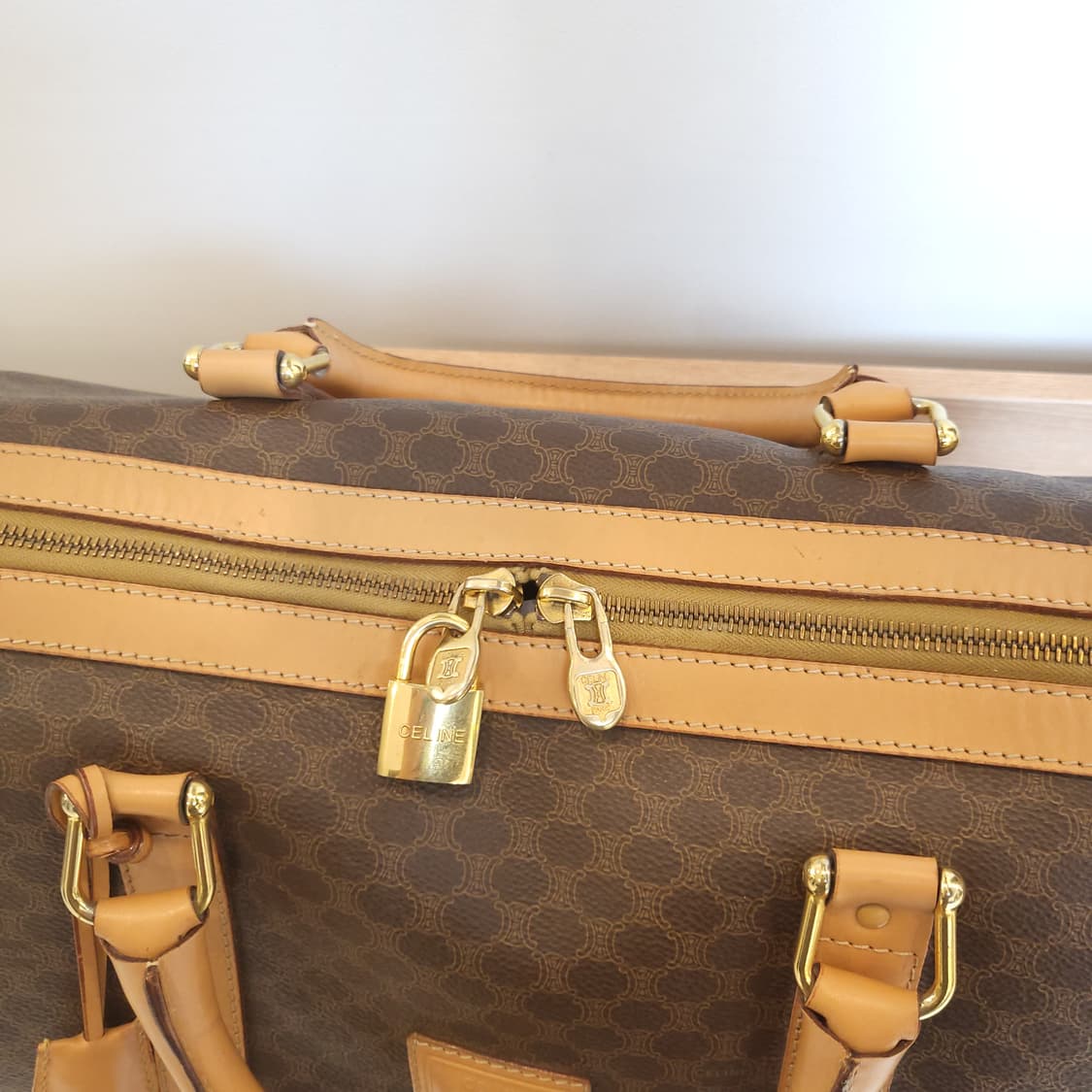 셀린느 마카담 보스턴백 여행가방 상품이미지4