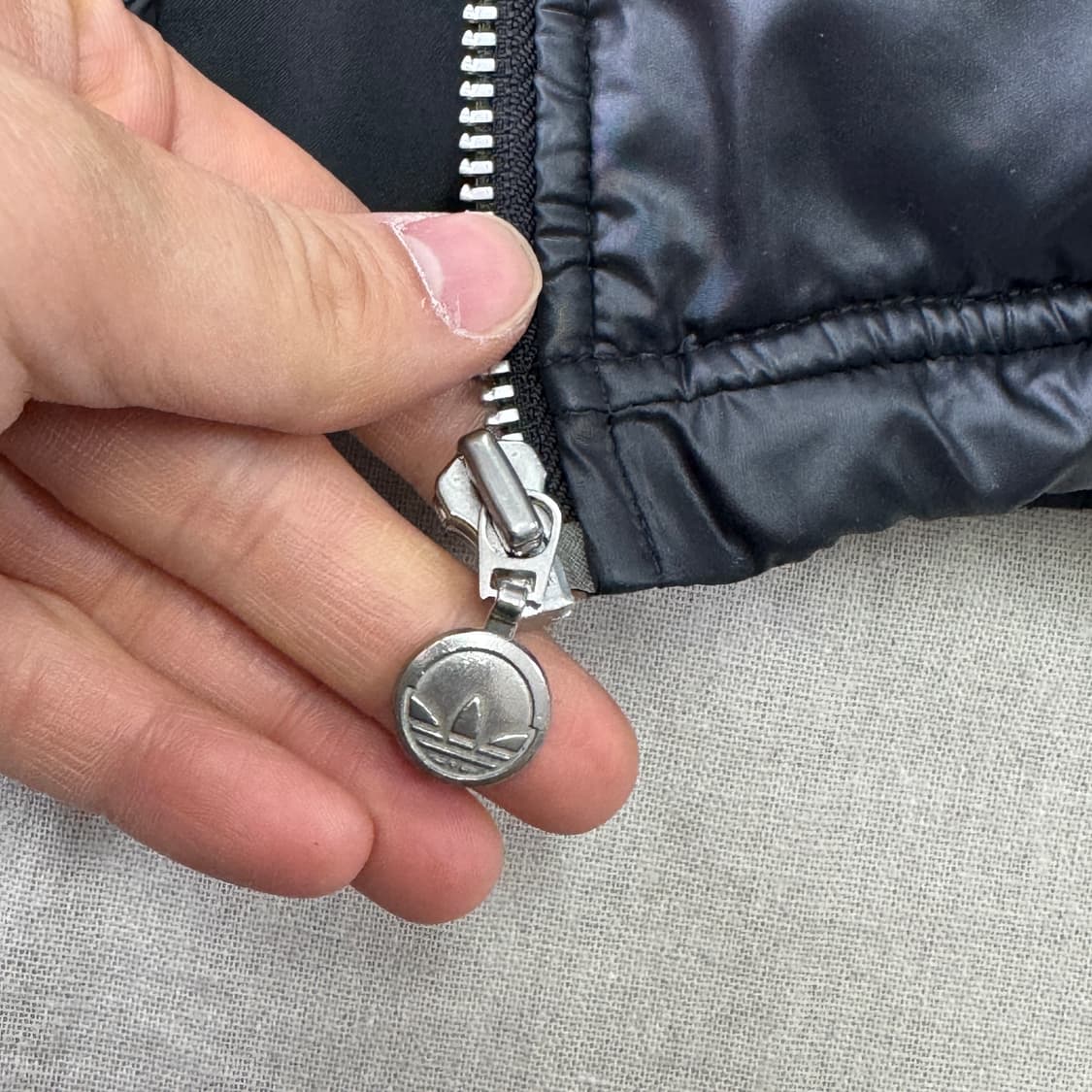 아디다스 빈티지 실버로고 패딩 105 상품이미지4